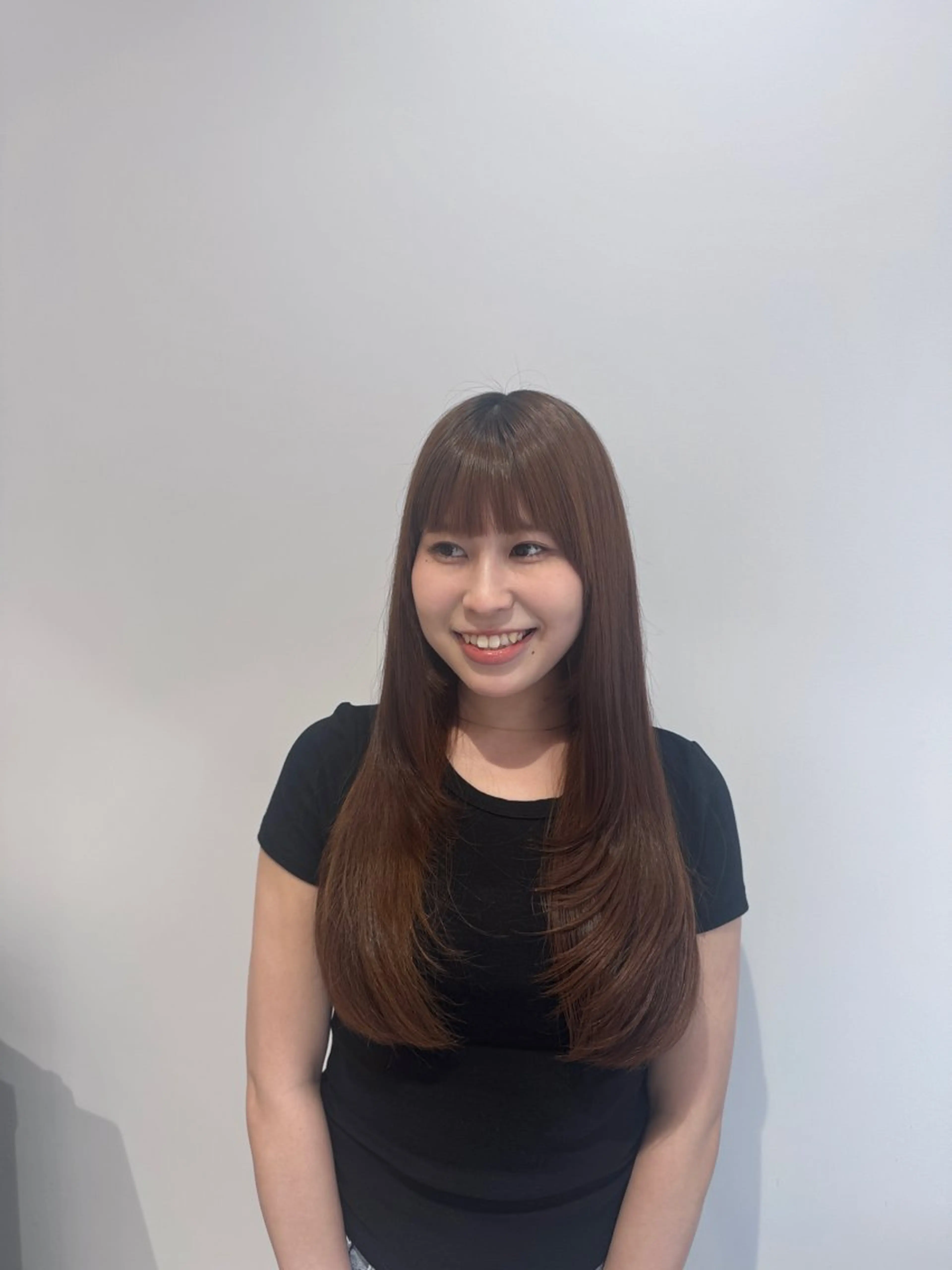 ロング 顔周りカット 髪質改善 韓国風ヘア レイヤーカット 縮毛矯正 カット ヘアカラー トリートメント ★韓国トレンドカット ★むなかたももかのヘアスタイル