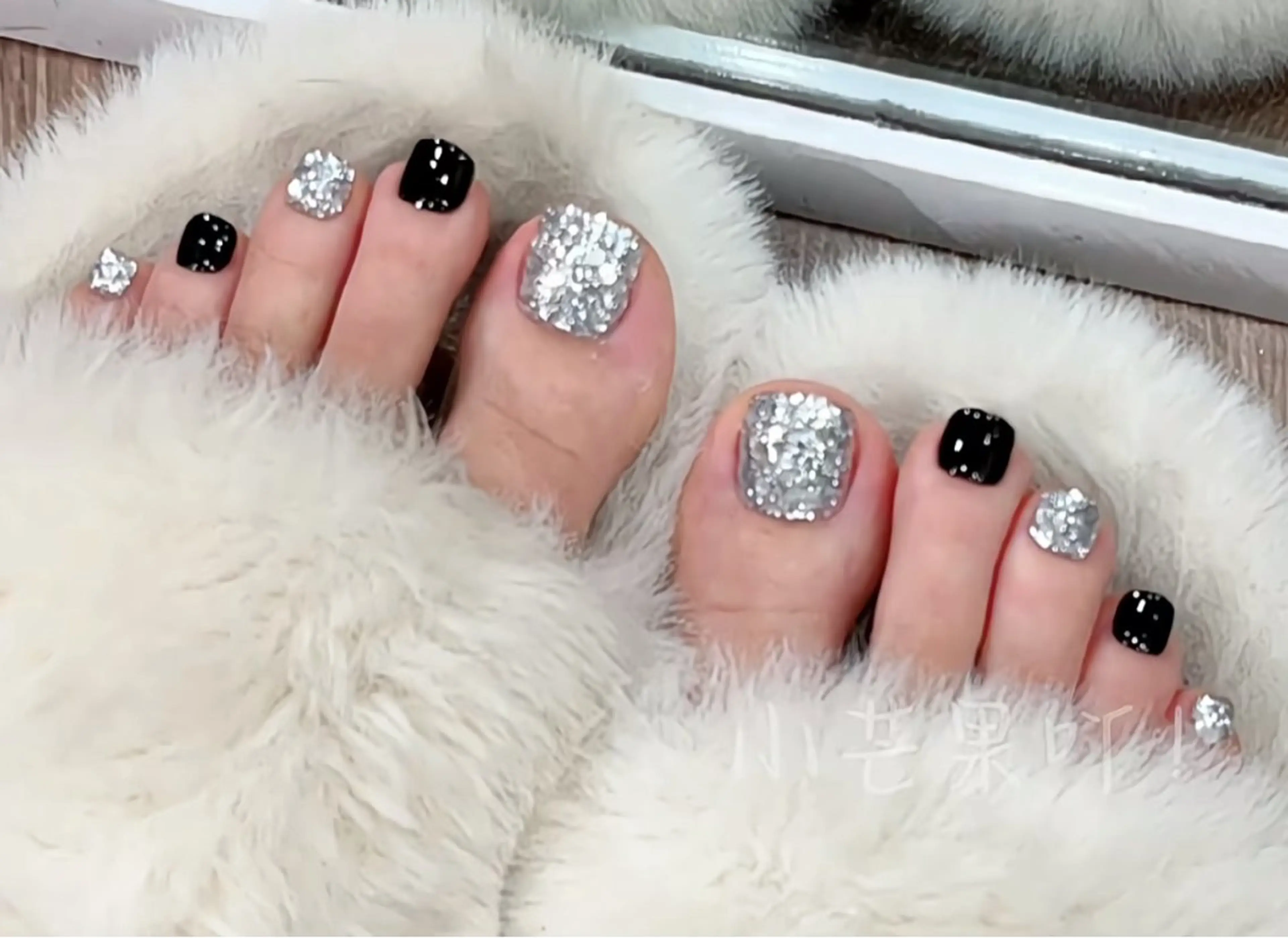 ネイル フットネイル 小方 サトミのネイルデザイン