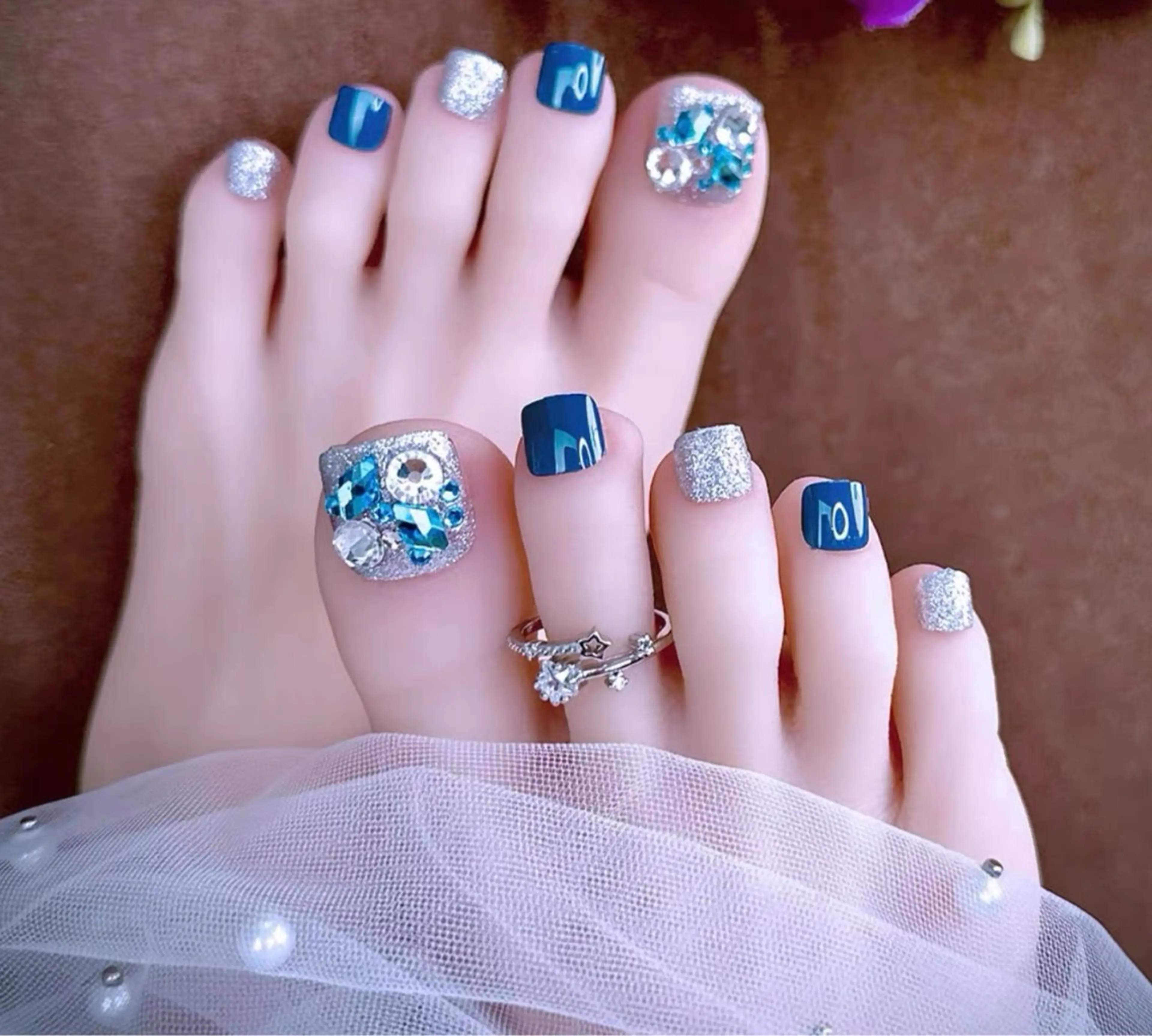 ネイル フットネイル H3 Nail Tsuki🦋💙のネイルデザイン