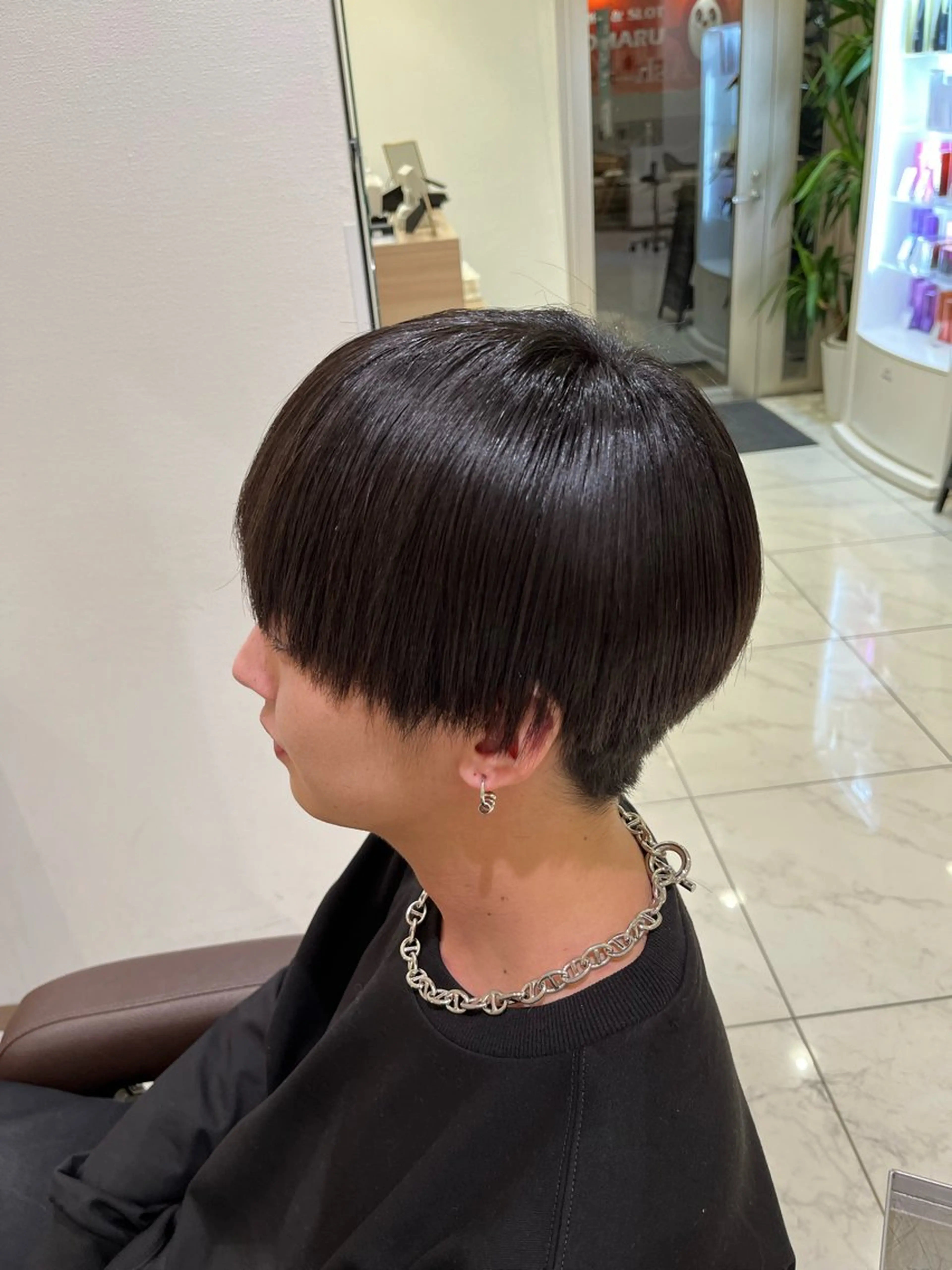 パーマ メンズ メンズブリーチ センターパート フェードカット フェザーパーマ マッシュ 【メンズパーマ✨️ 髪質改善矯正】岩城のヘアスタイル