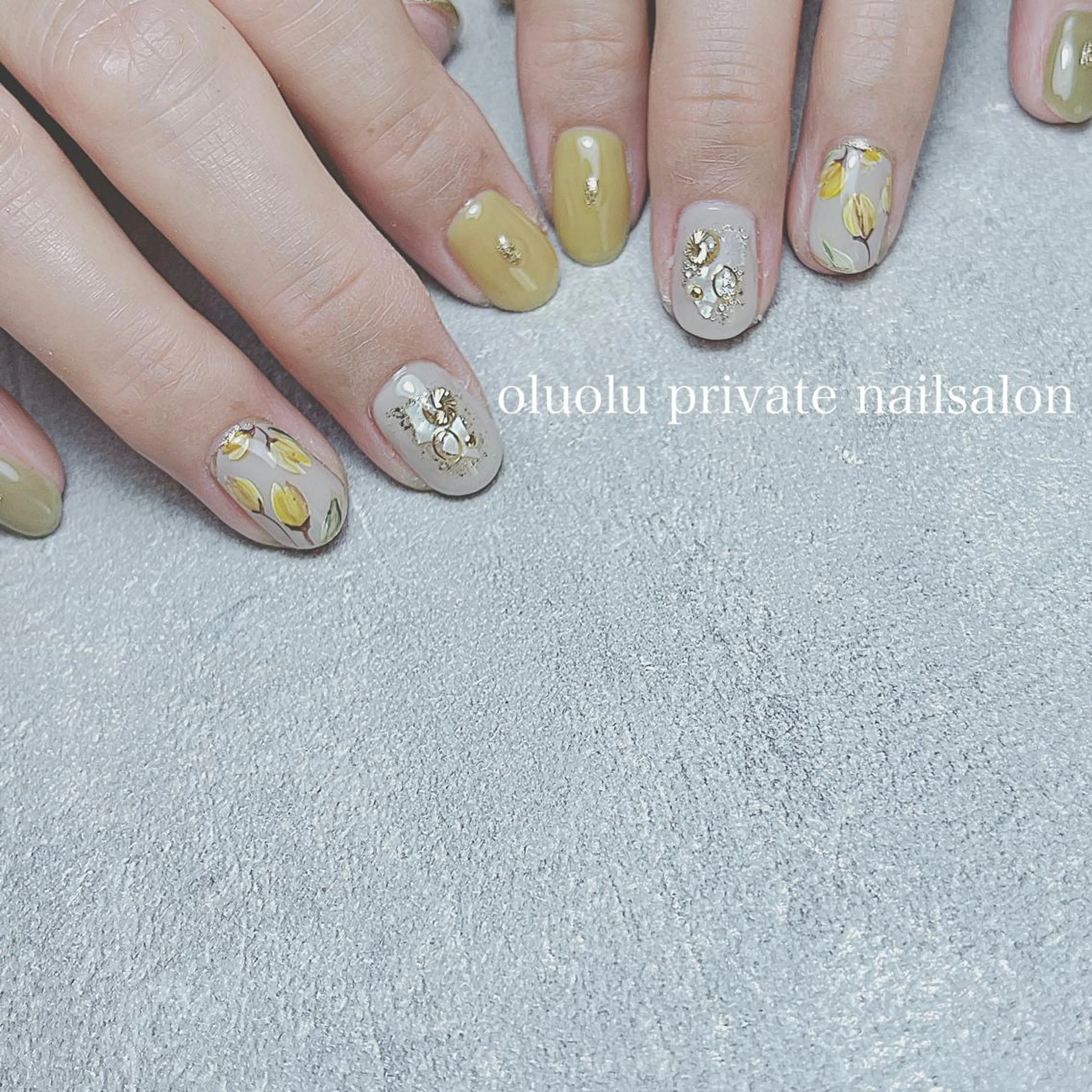 ネイル アートネイル フラワーネイル フットネイル 持ち込み ニュアンスネイル ハンドネイル 大村 紬華のネイルデザイン