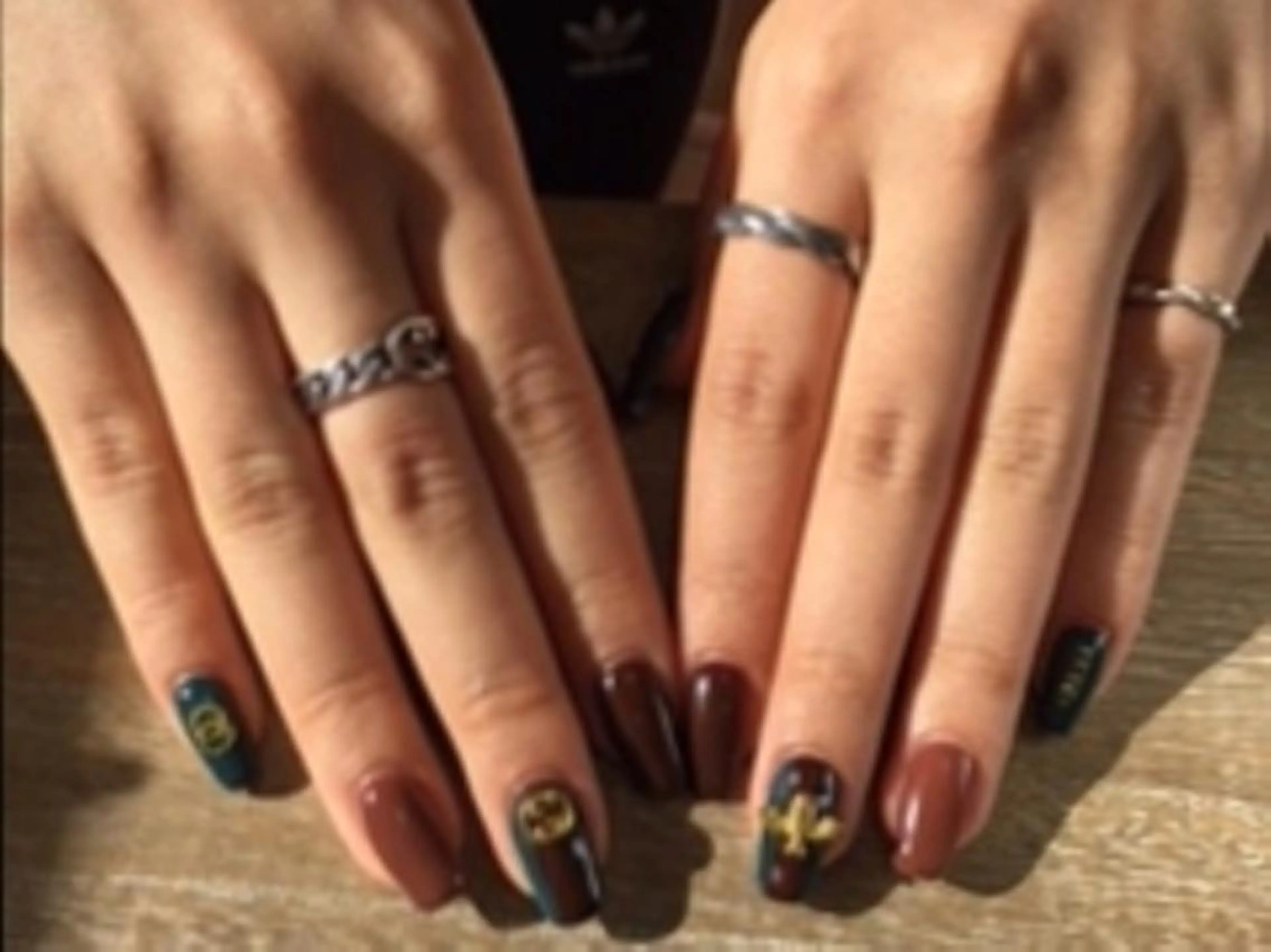 ネイル 持ち込み 八木 香澄のネイルデザイン