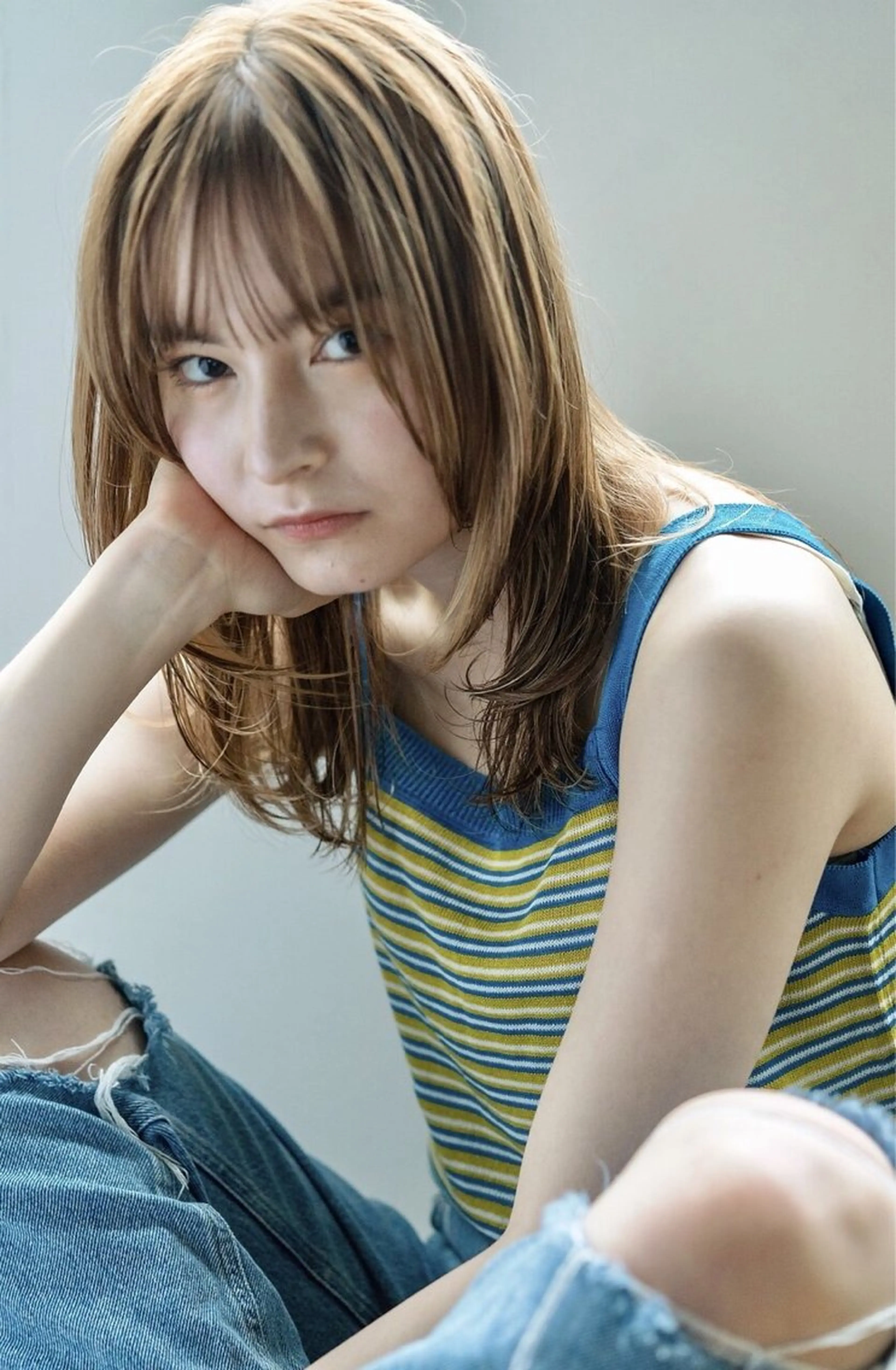 セミロング カラー ヘアカラー 湯浅 葵のヘアスタイル