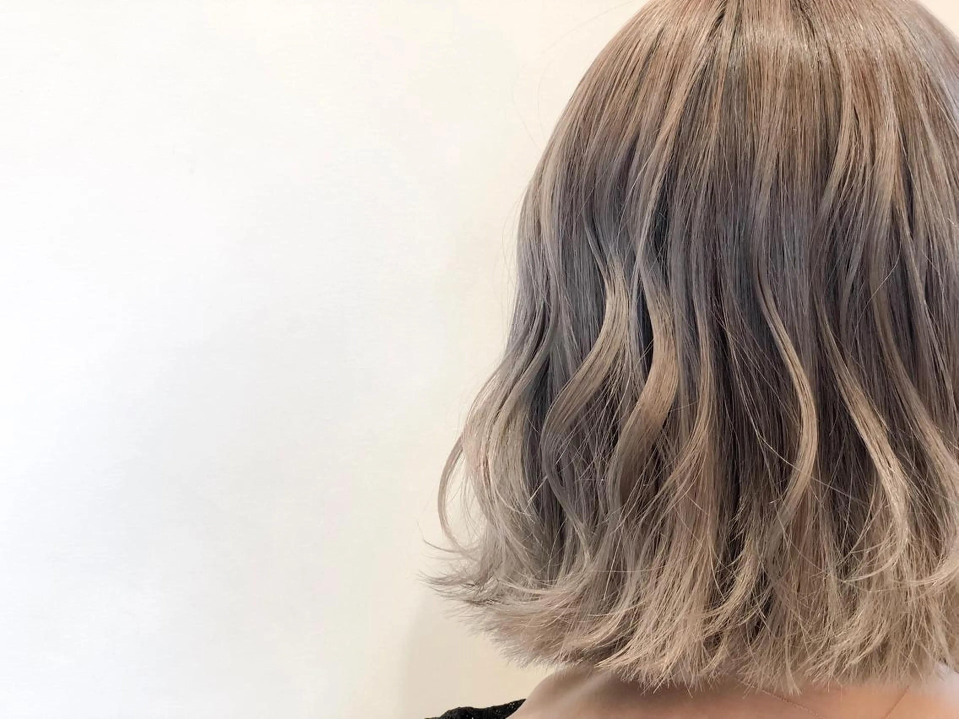 ショート カラー ヘアアレンジ ヘアカラー いしだ みさきのヘアスタイル