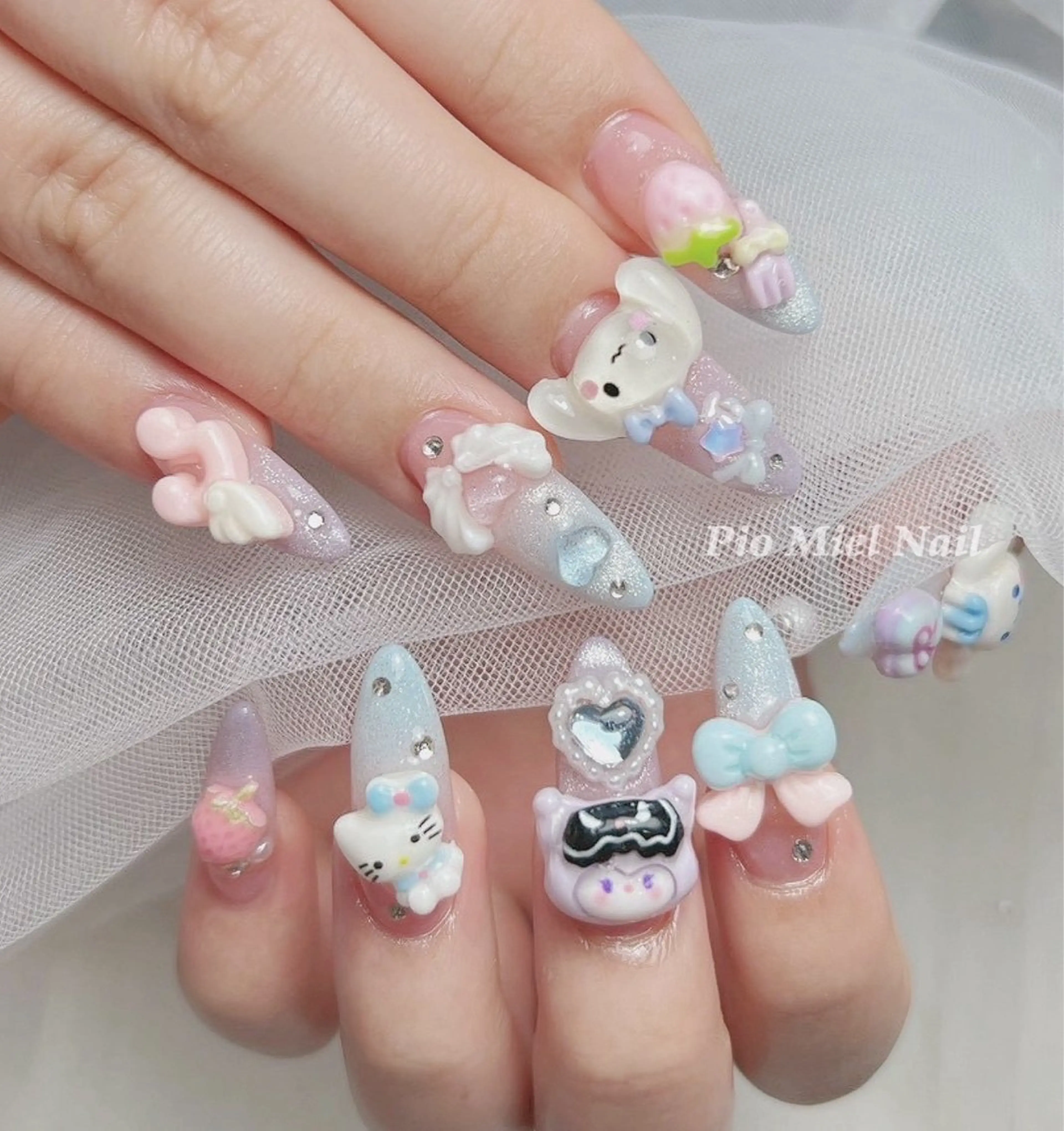 ネイル Pio Mielのネイルデザイン