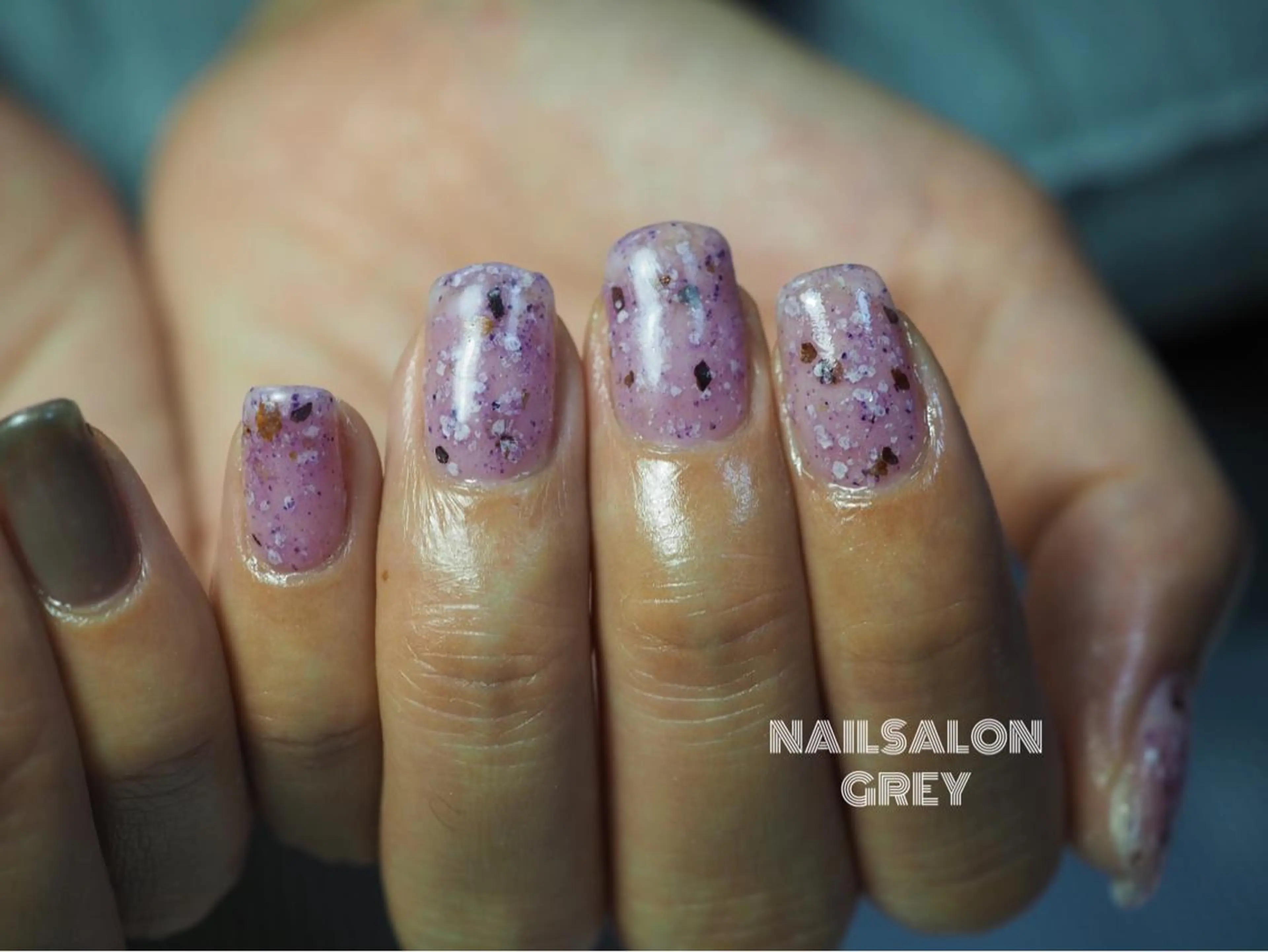 ネイル 【GREY】 TAIRAのネイルデザイン