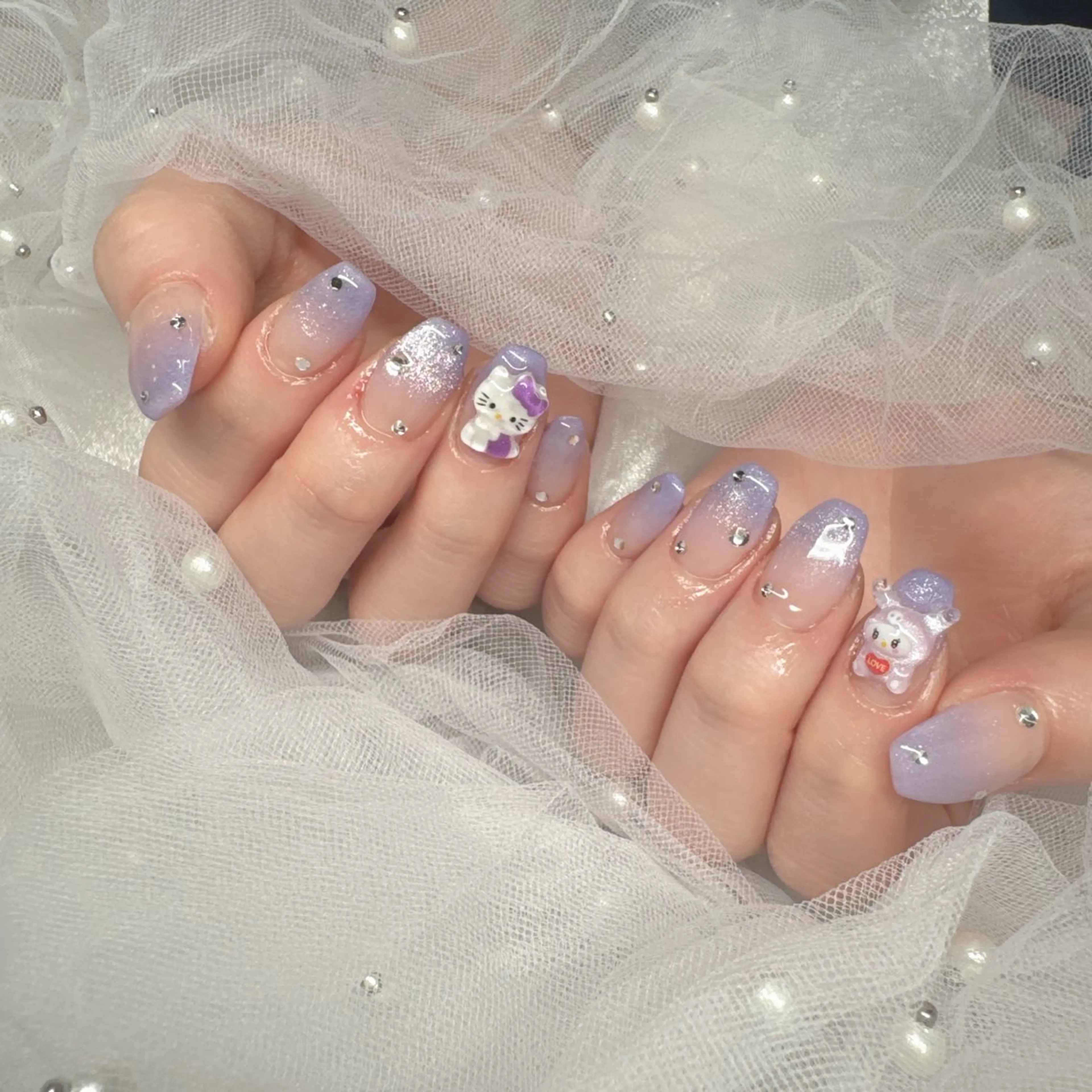 ネイル ハンドネイル ☁️BLITZ 🎀笠原雪音🎀のネイルデザイン