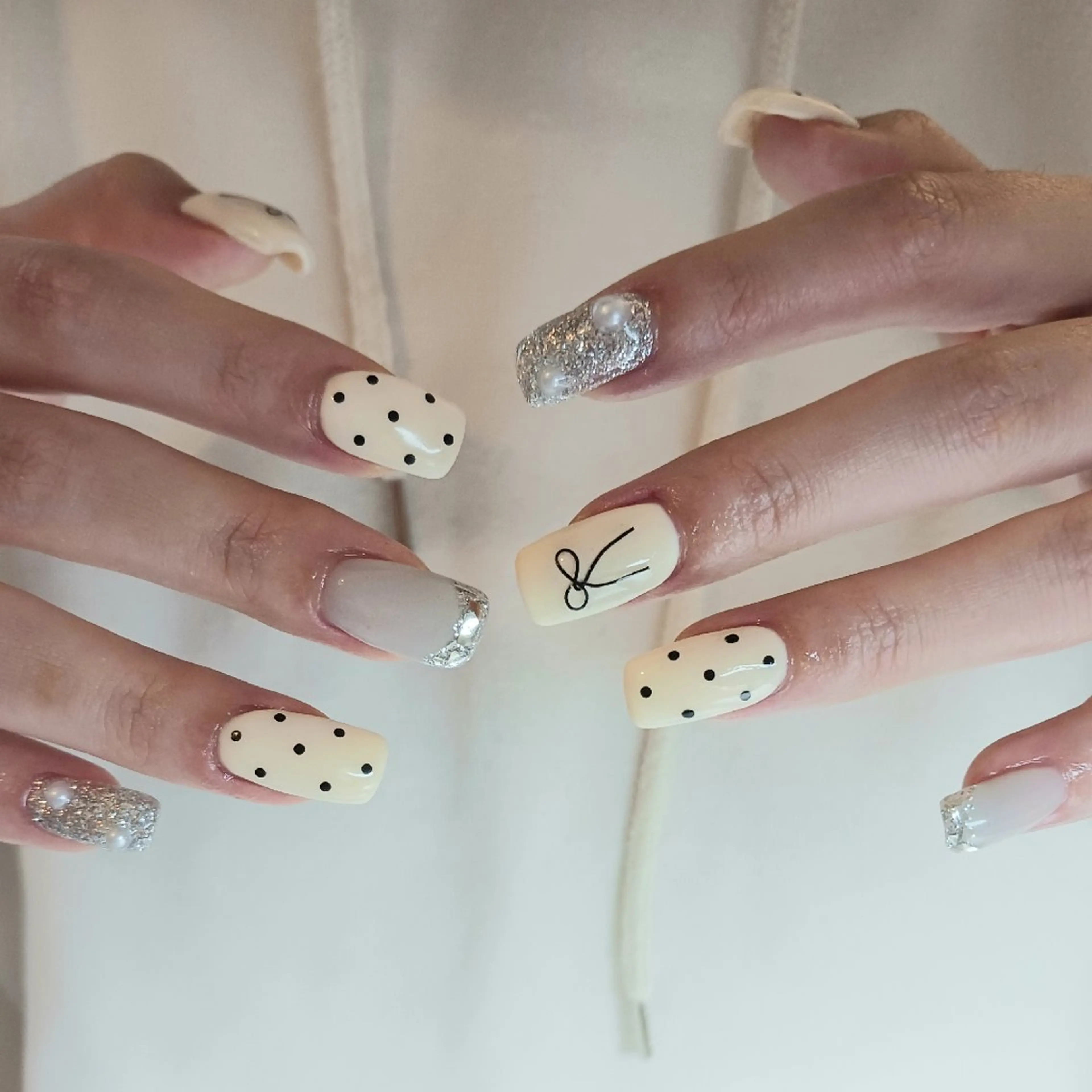 ネイル ドット フレンチネイル ガーリー ガラスフレンチ 持ち込み ハンドネイル owlnail /持込みデザイン専門のネイルデザイン