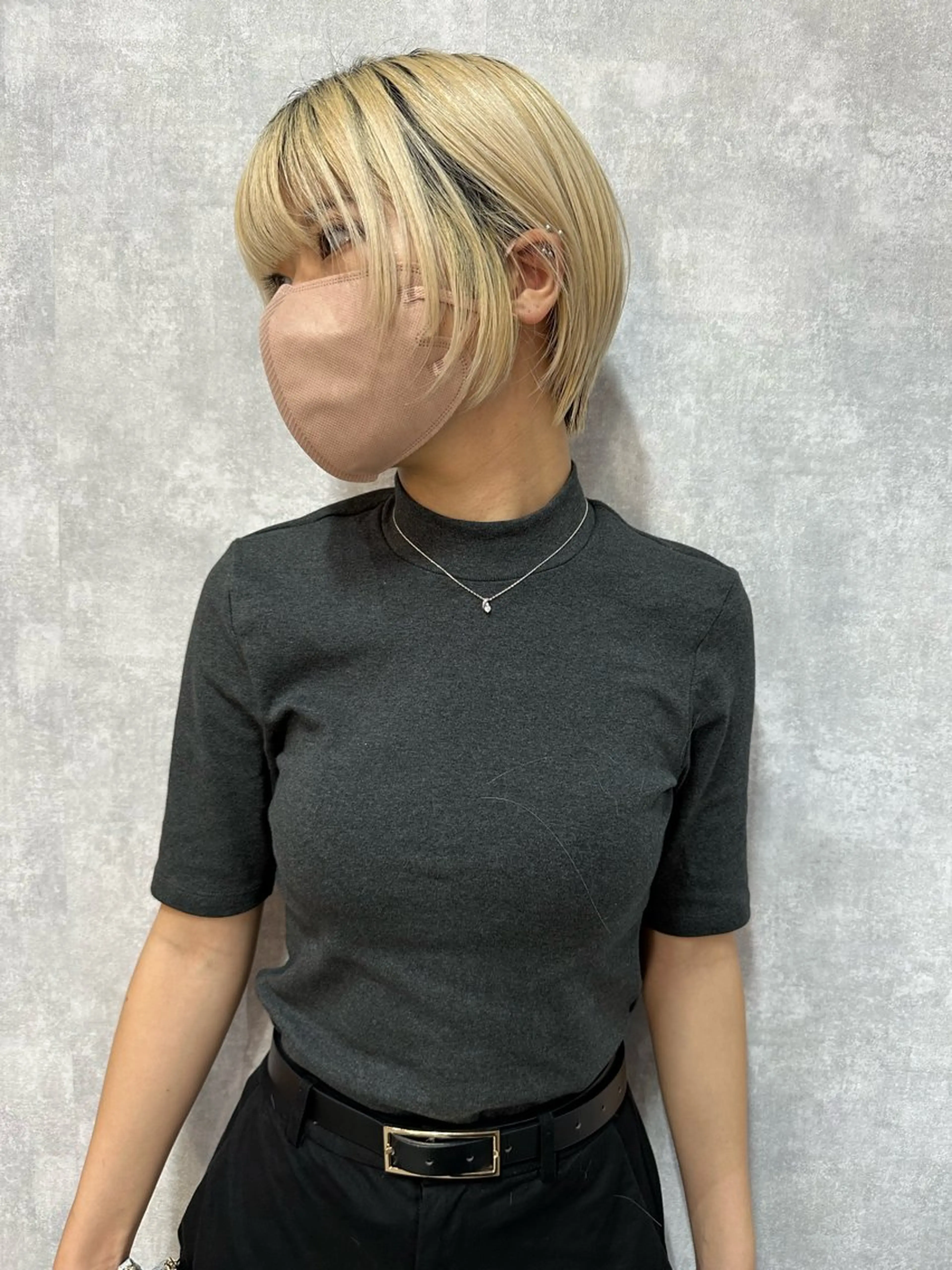 ショート 切りっぱなしボブ ショートボブ ハンサムショート 丸みショート ボブ カット ヘアカラー トリートメント モテ髪/ボブ/ショー ト/アダチフウトのヘアスタイル