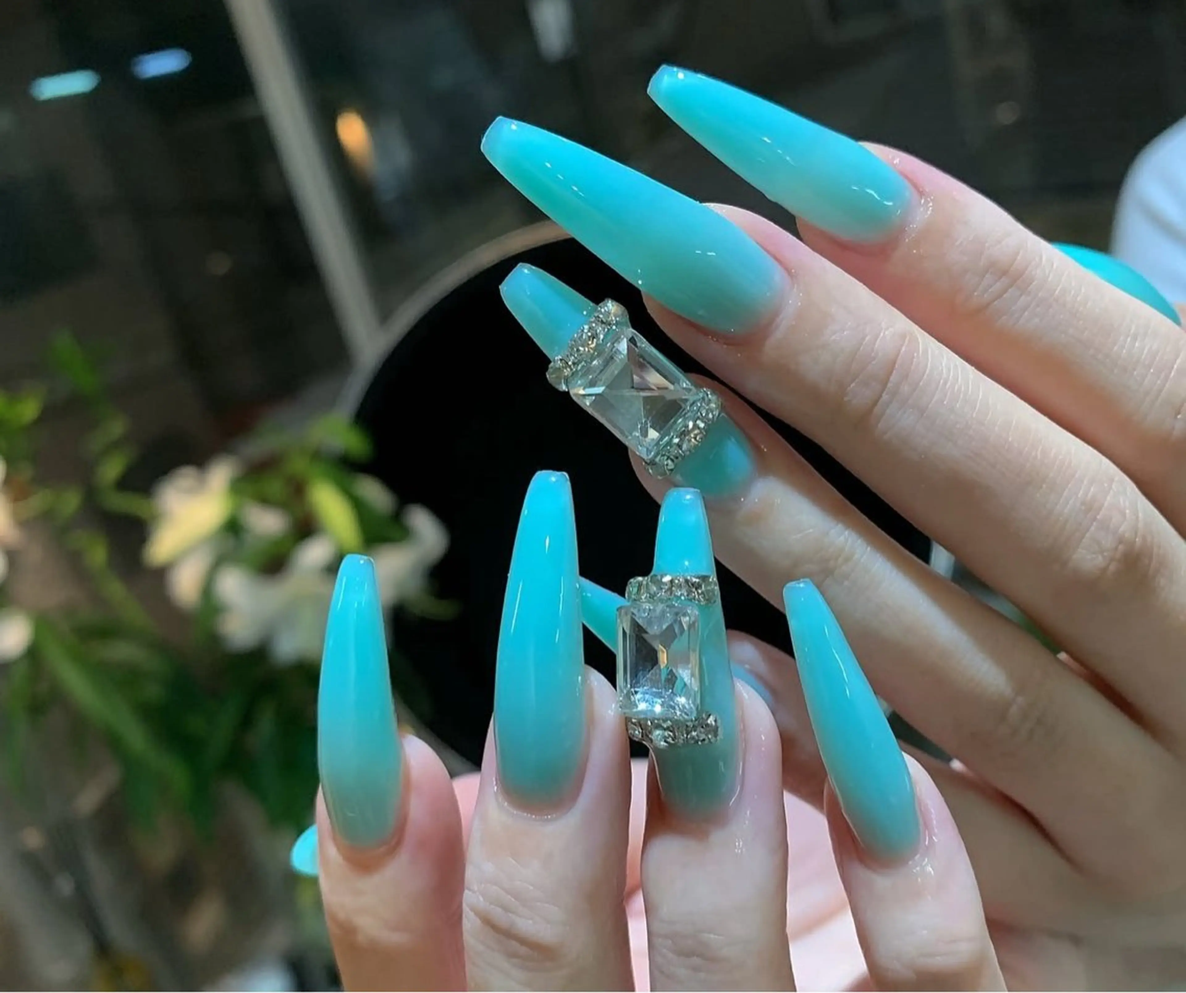 ネイル フレンチネイル ジェルネイル ガラスフレンチ ハロウィン ハート ハンドネイル H.baby Nail Salonのネイルデザイン