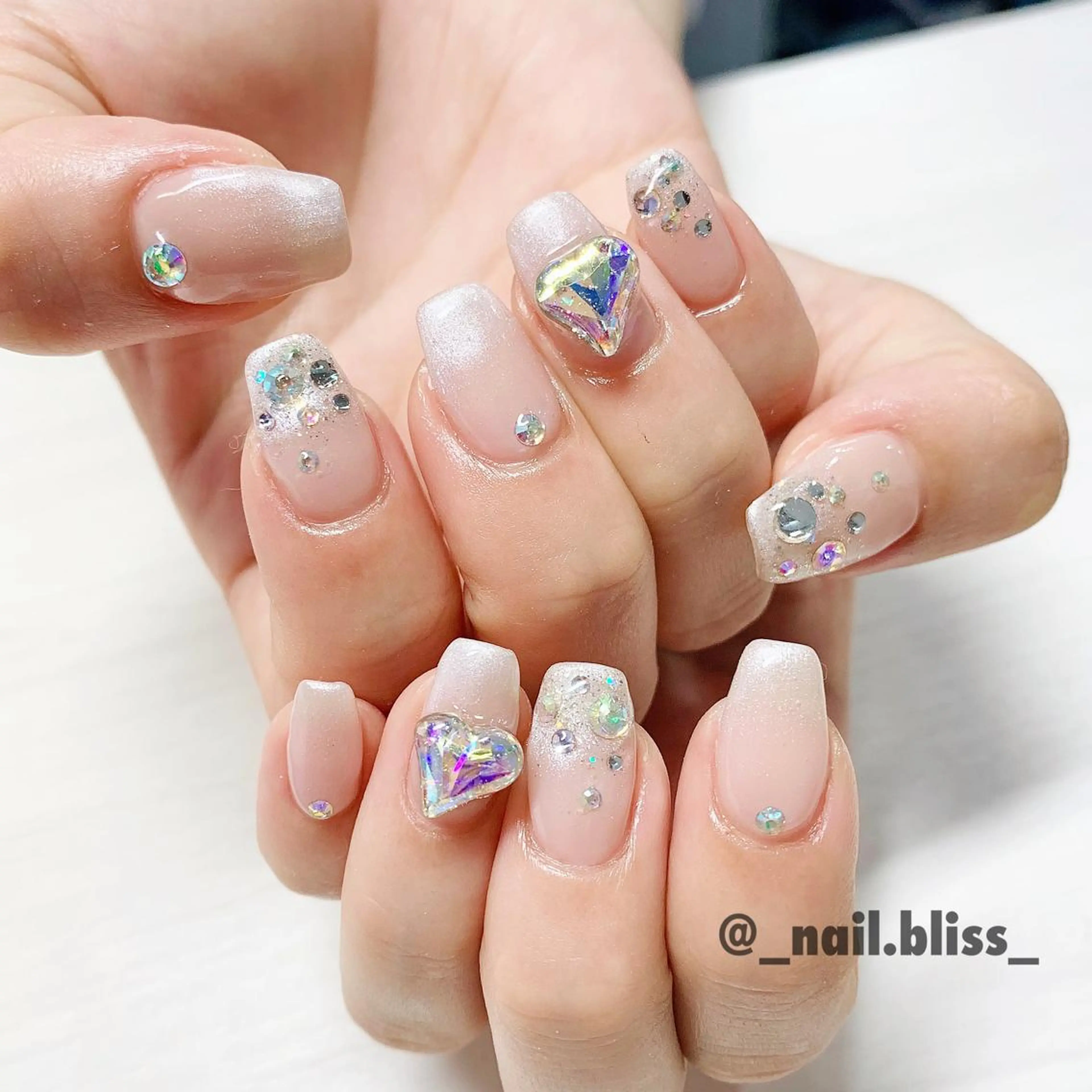ネイル ハンドネイル NAIL BLISSのネイルデザイン