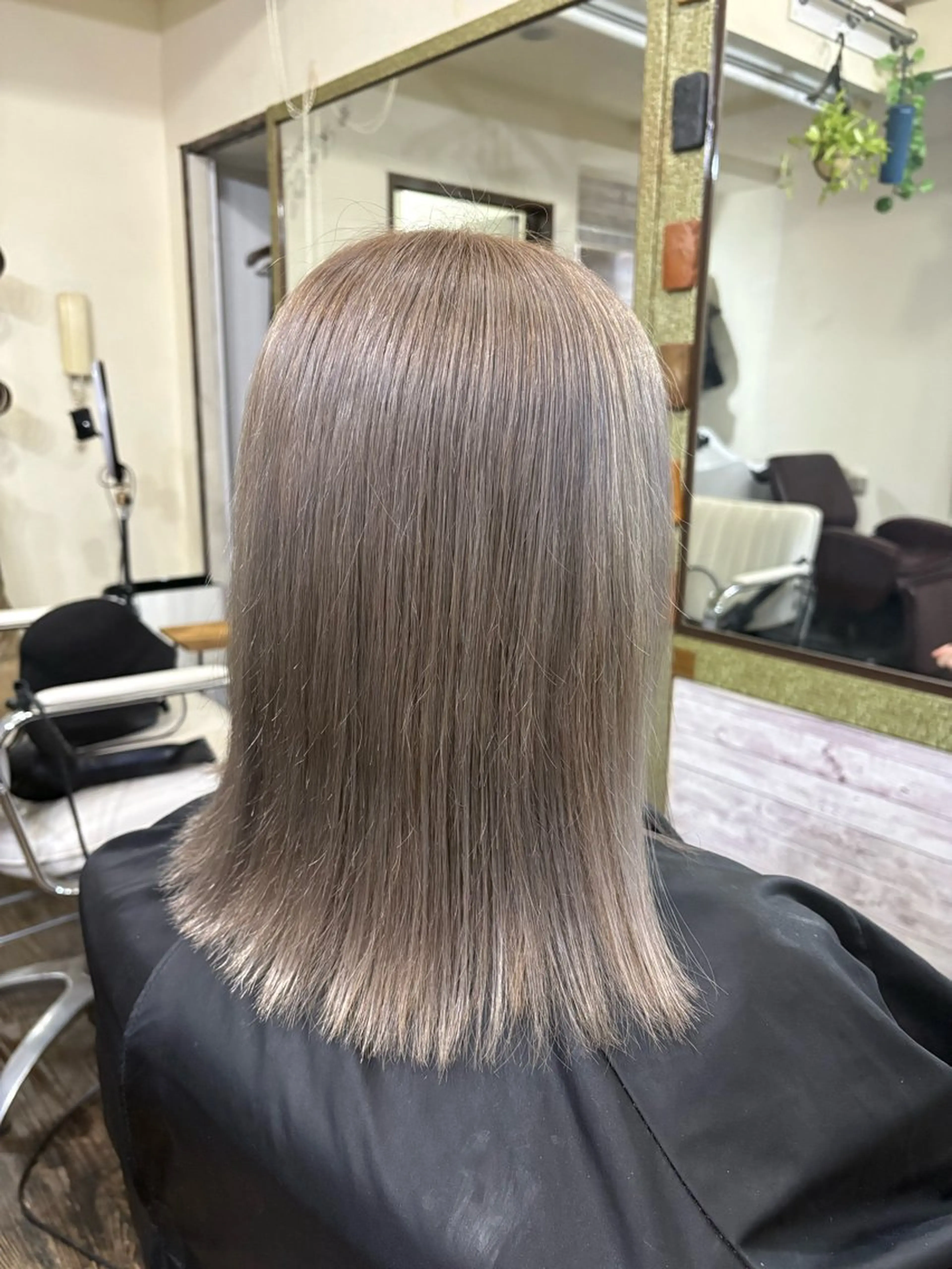 カラー カット ヘアカラー トリートメント 渡辺 健太のヘアスタイル