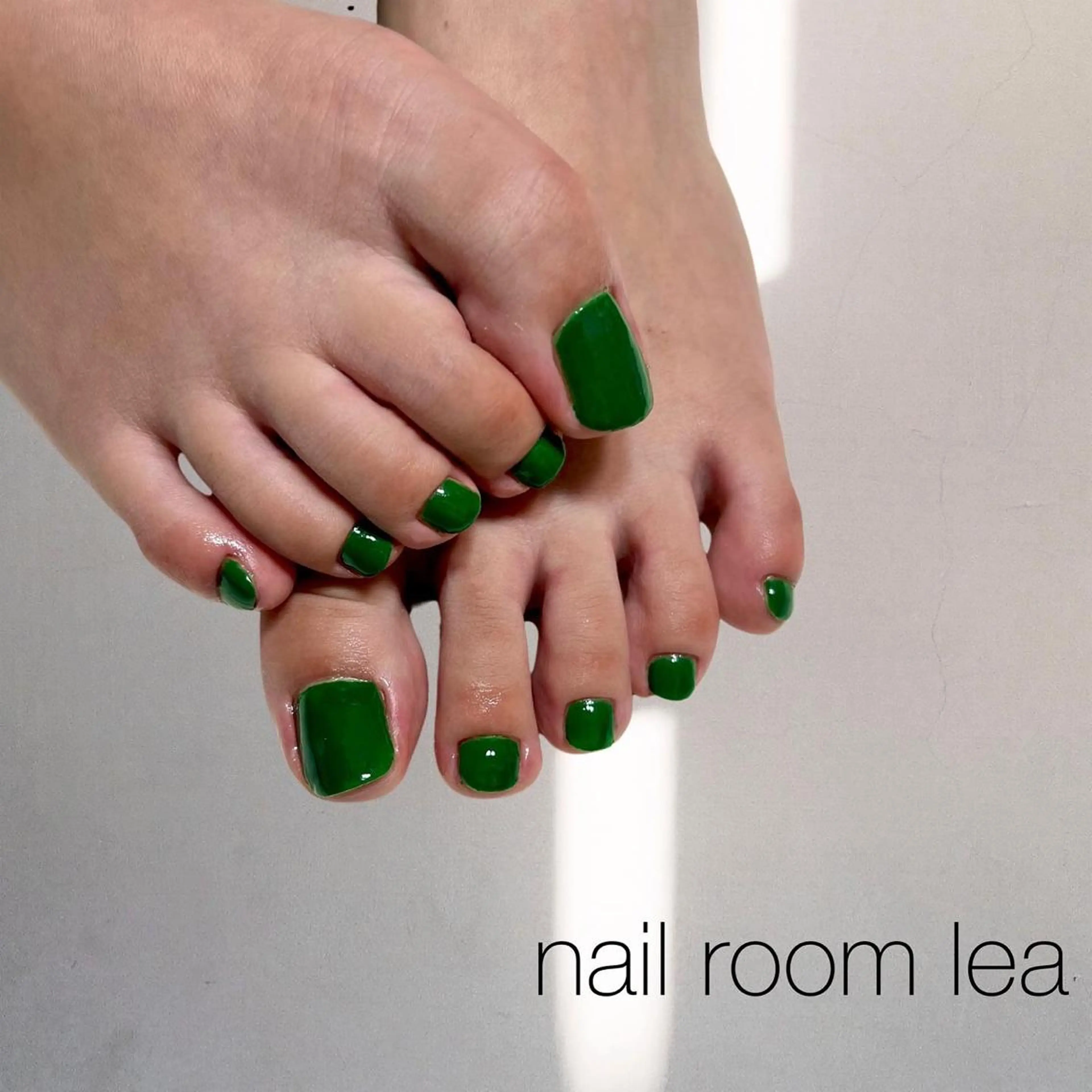 ネイル フットネイル nailroom leaのネイルデザイン