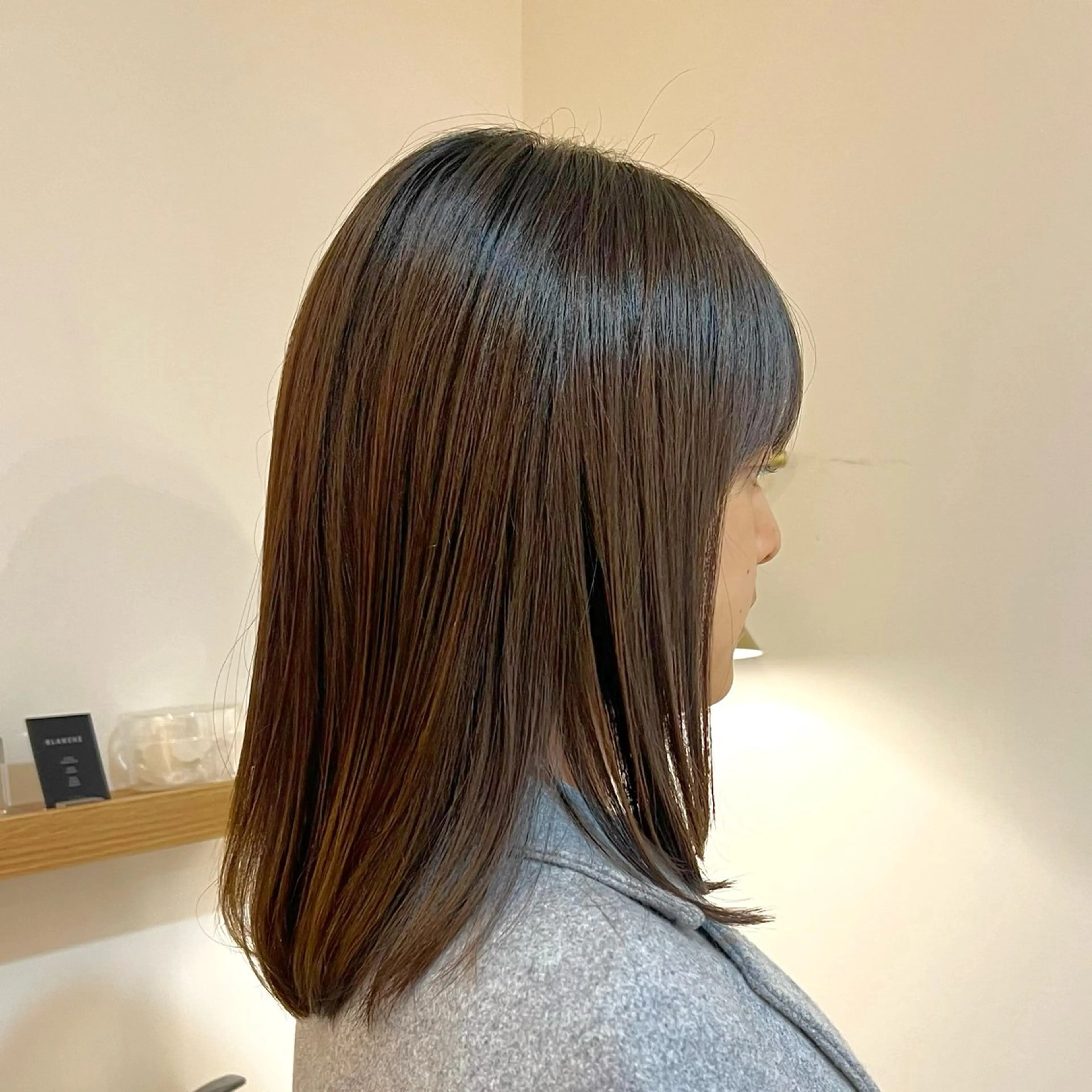 ミディアム カラー ベージュカラー ブリーチ 透明感カラー ダブルカラー グレージュ ヘアカラー トリートメント 艶カラー/透明感 /ヒグチアオイのヘアスタイル