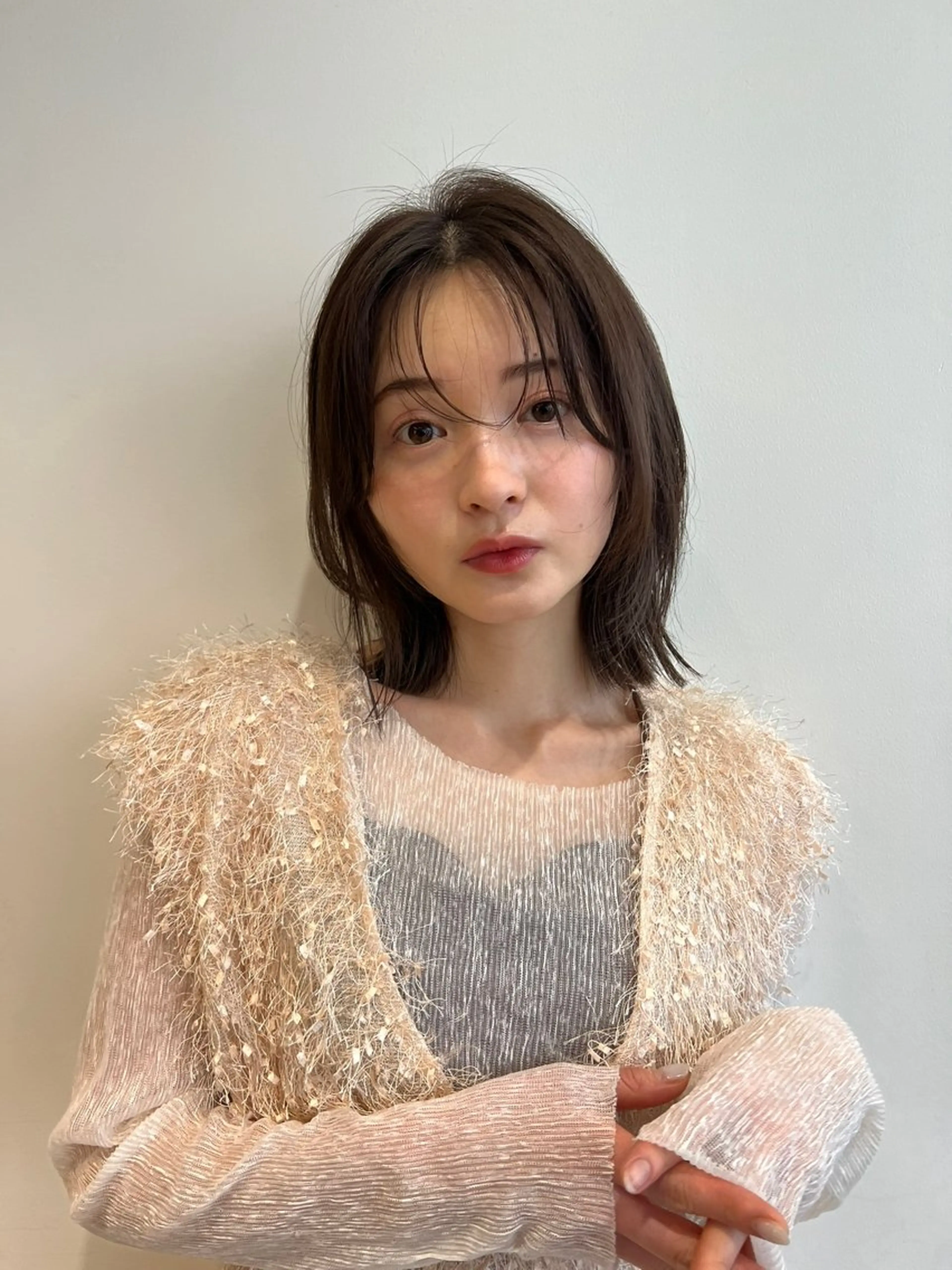 ミディアム ミディアムレイヤー 顔まわりレイヤー 顔周りカット レイヤーカット SHEA.所属・表参道SHEA Am iのヘアスタイル