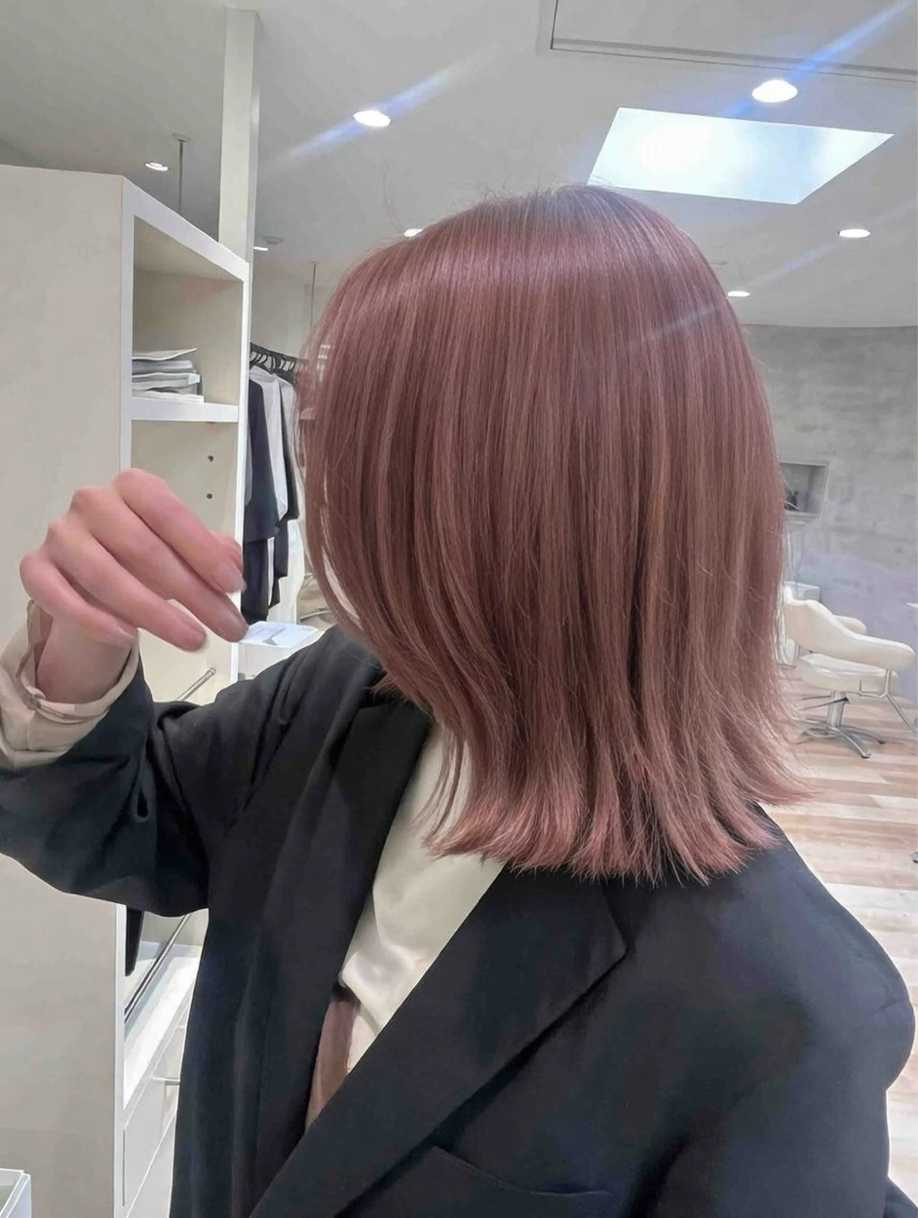 ミディアム ヘアカラー 大人かわいい lobec/田代のヘアスタイル