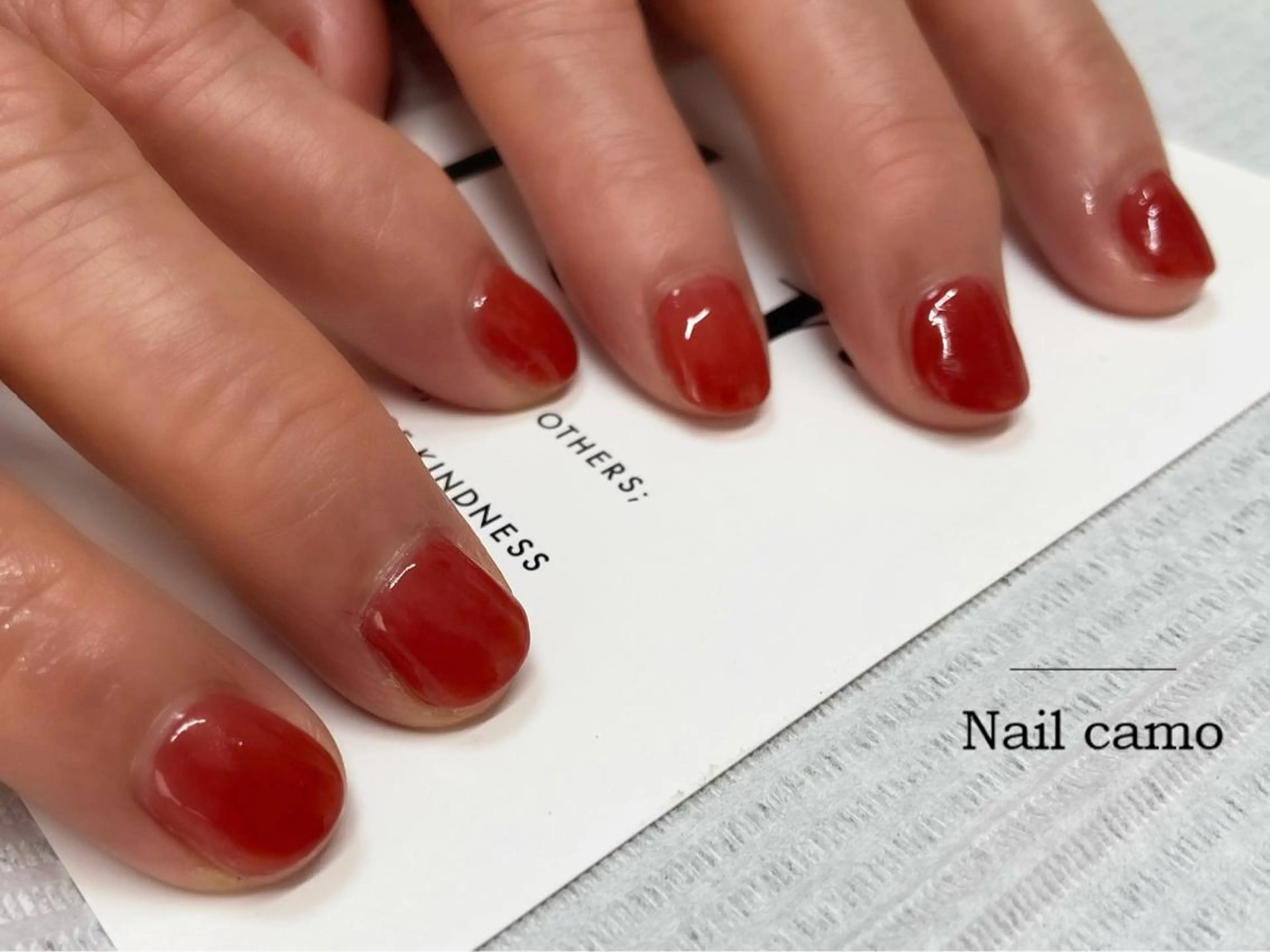 ネイル ワンカラーネイル オレンジ 赤色 ハンドネイル 🌟Nail camo🌟のネイルデザイン