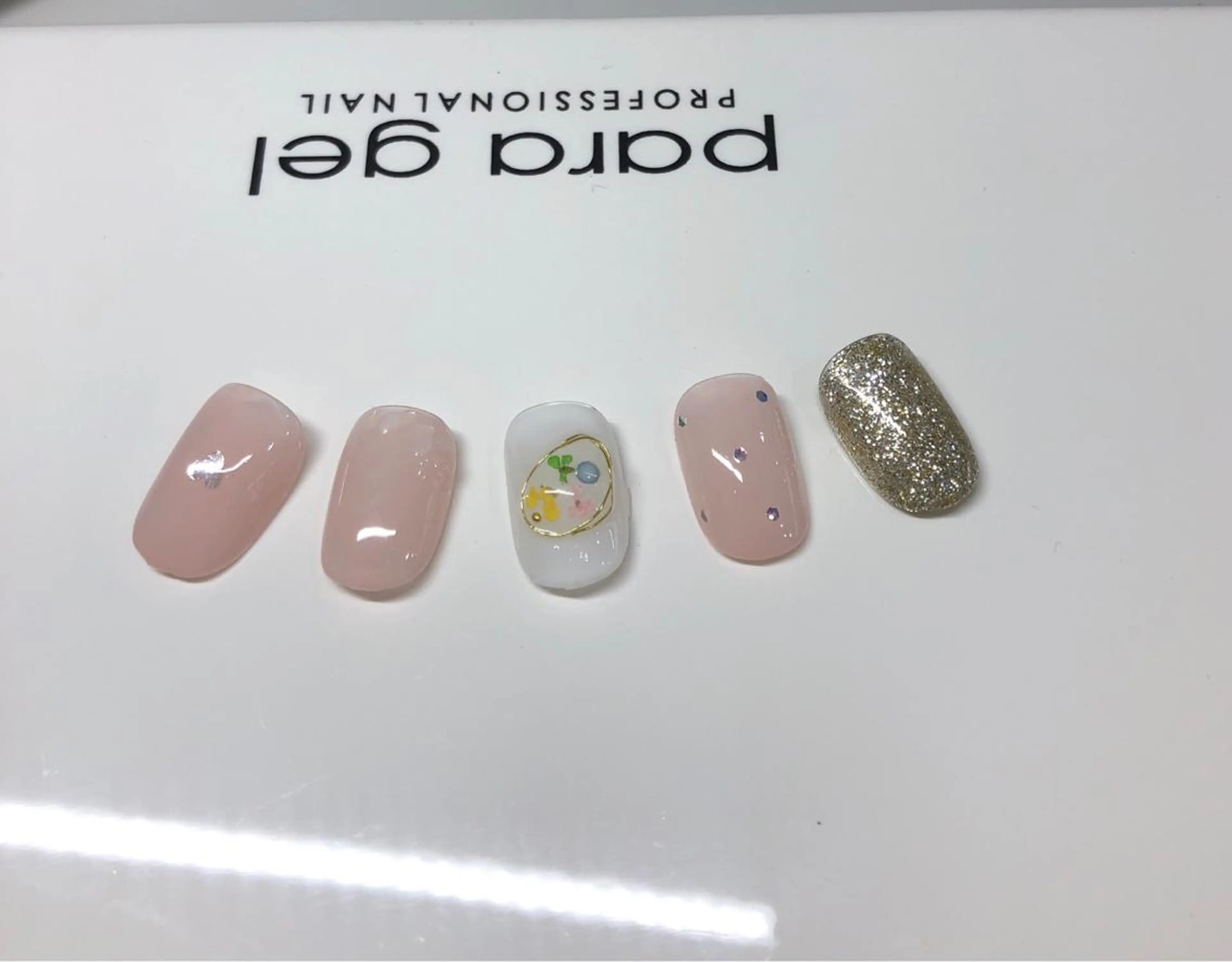 ネイル ハンドネイル 遊津 美来のネイルデザイン