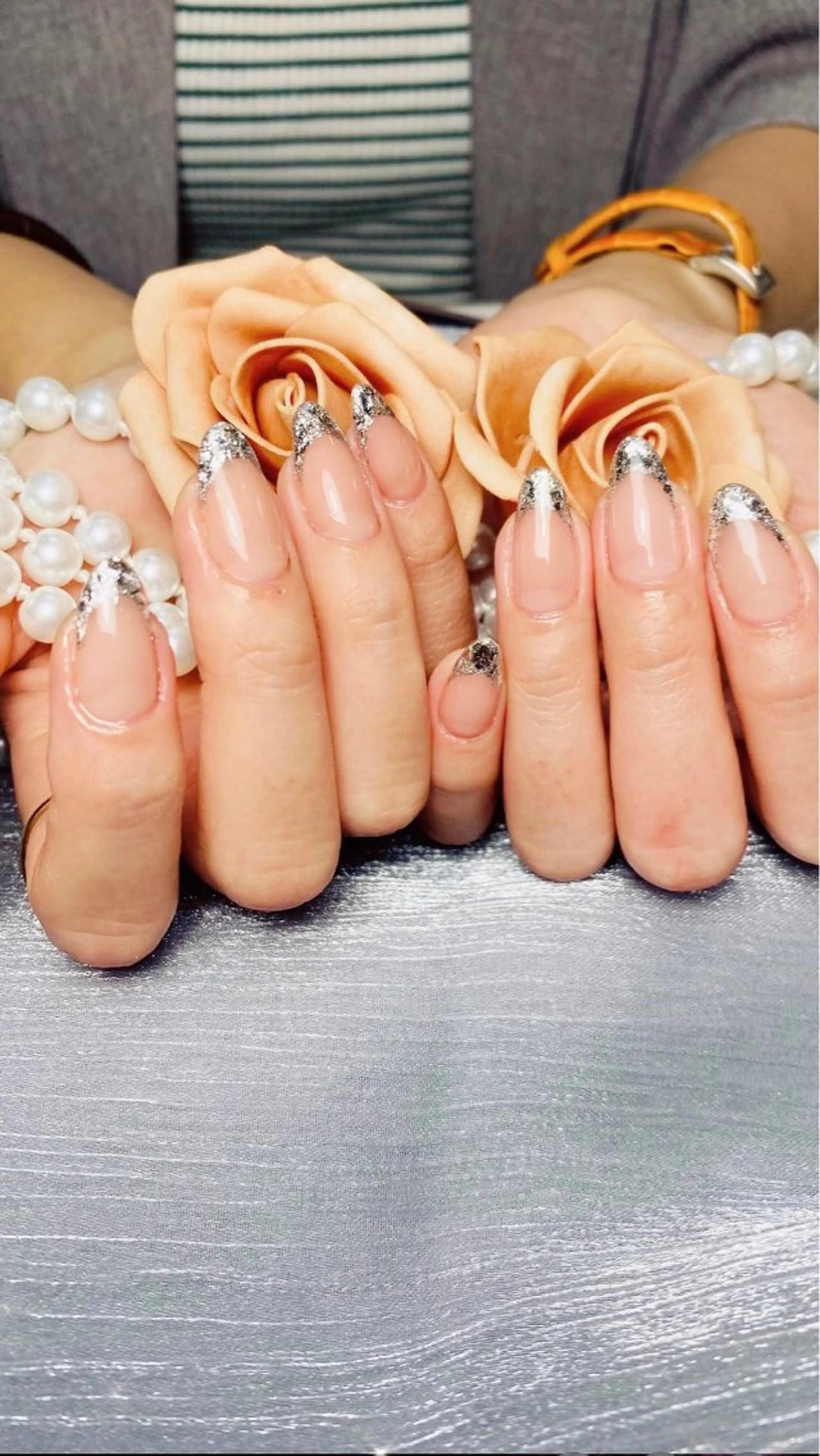 自爪🌻SNS人気NO1 ガラスフレンチ🌻（オフ、ケア込み、7日以内お直し無料）の写真