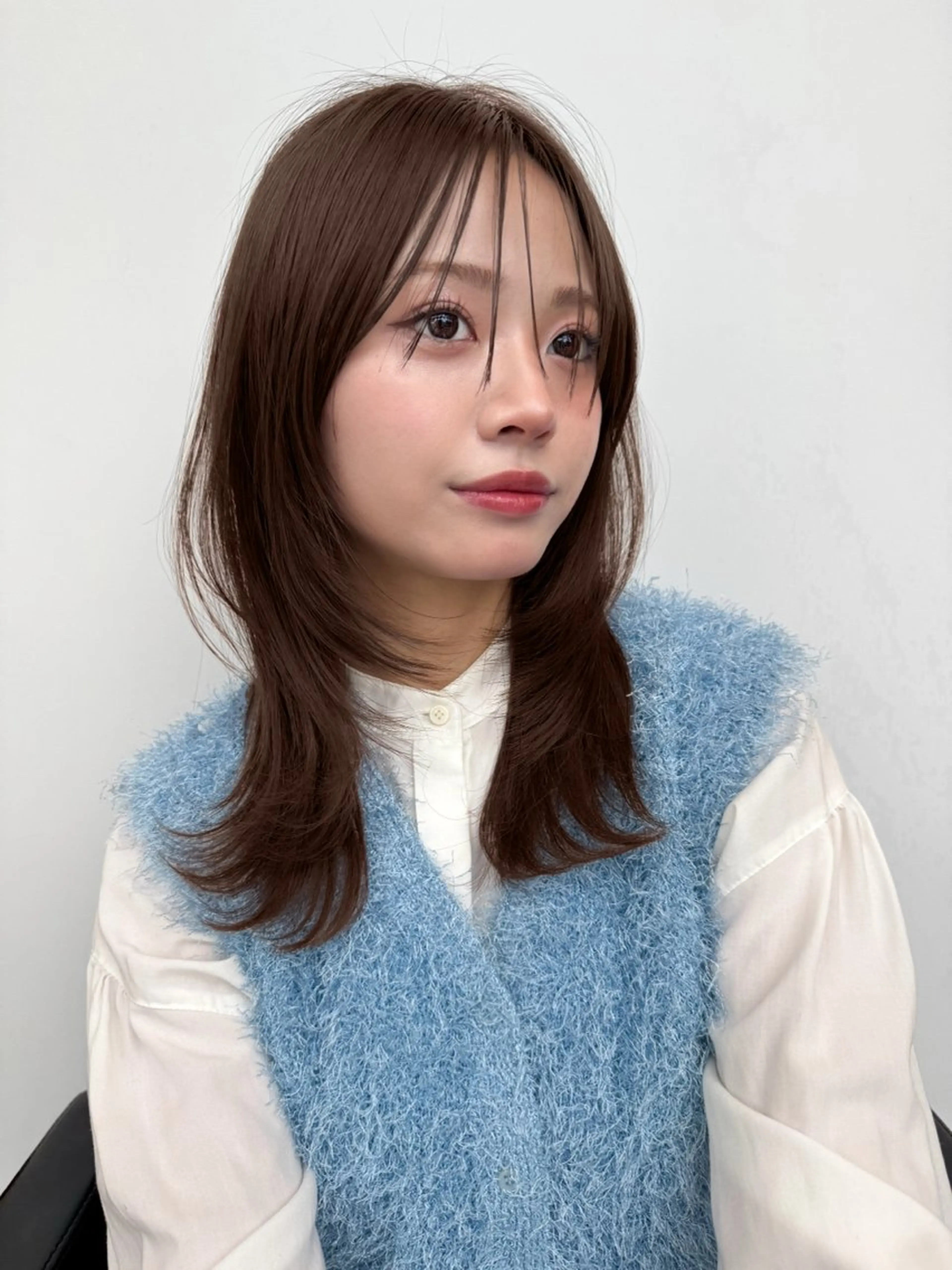 ミディアム カット ヘアカラー トリートメント 艶髪／レイヤー／ 垢抜け🩵／MARIのヘアスタイル