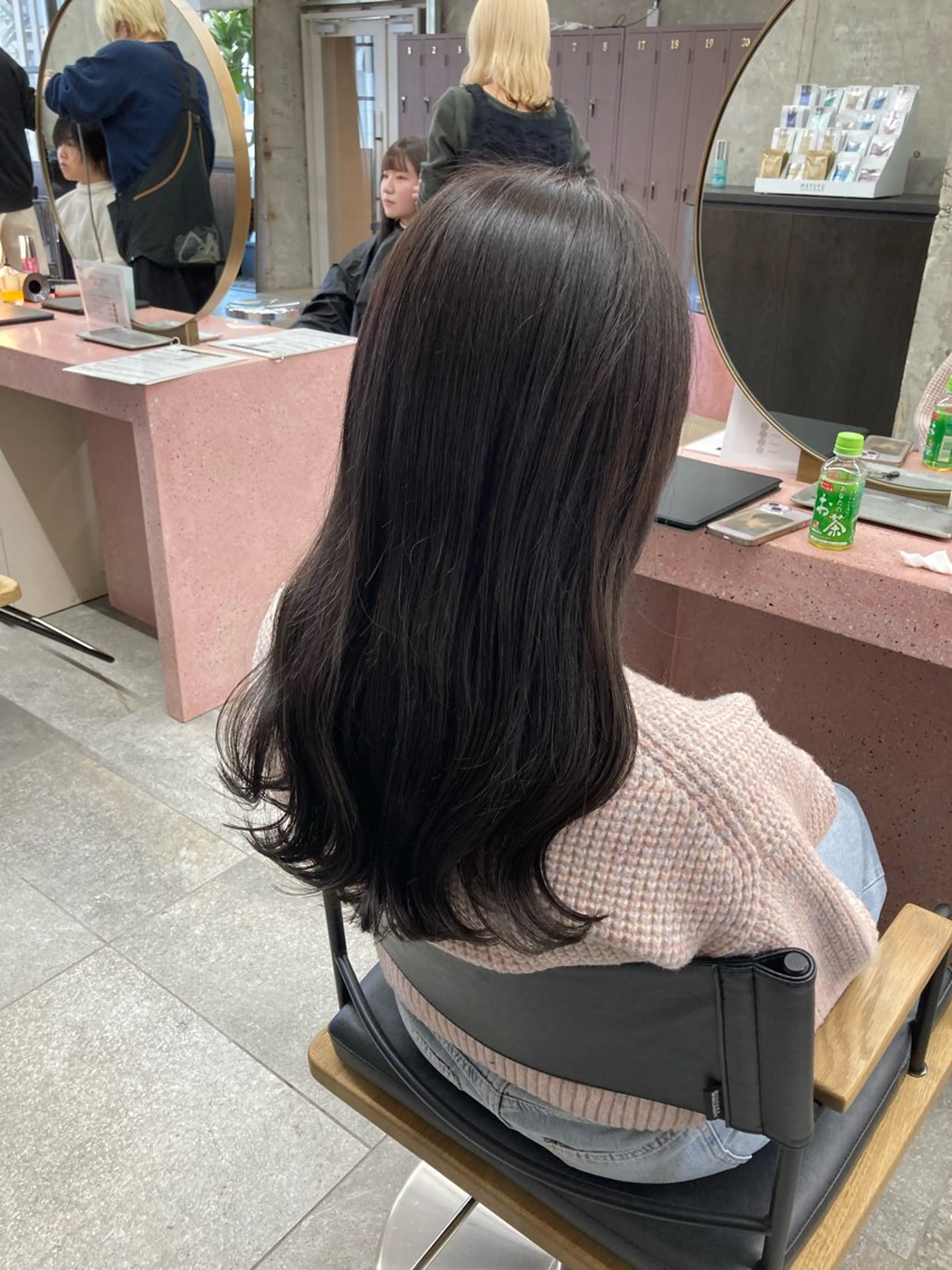 ロング カラー ベージュカラー ラベンダーカラー ラベンダーベージュ 小木曽智美 /ボブ/ショートのヘアスタイル