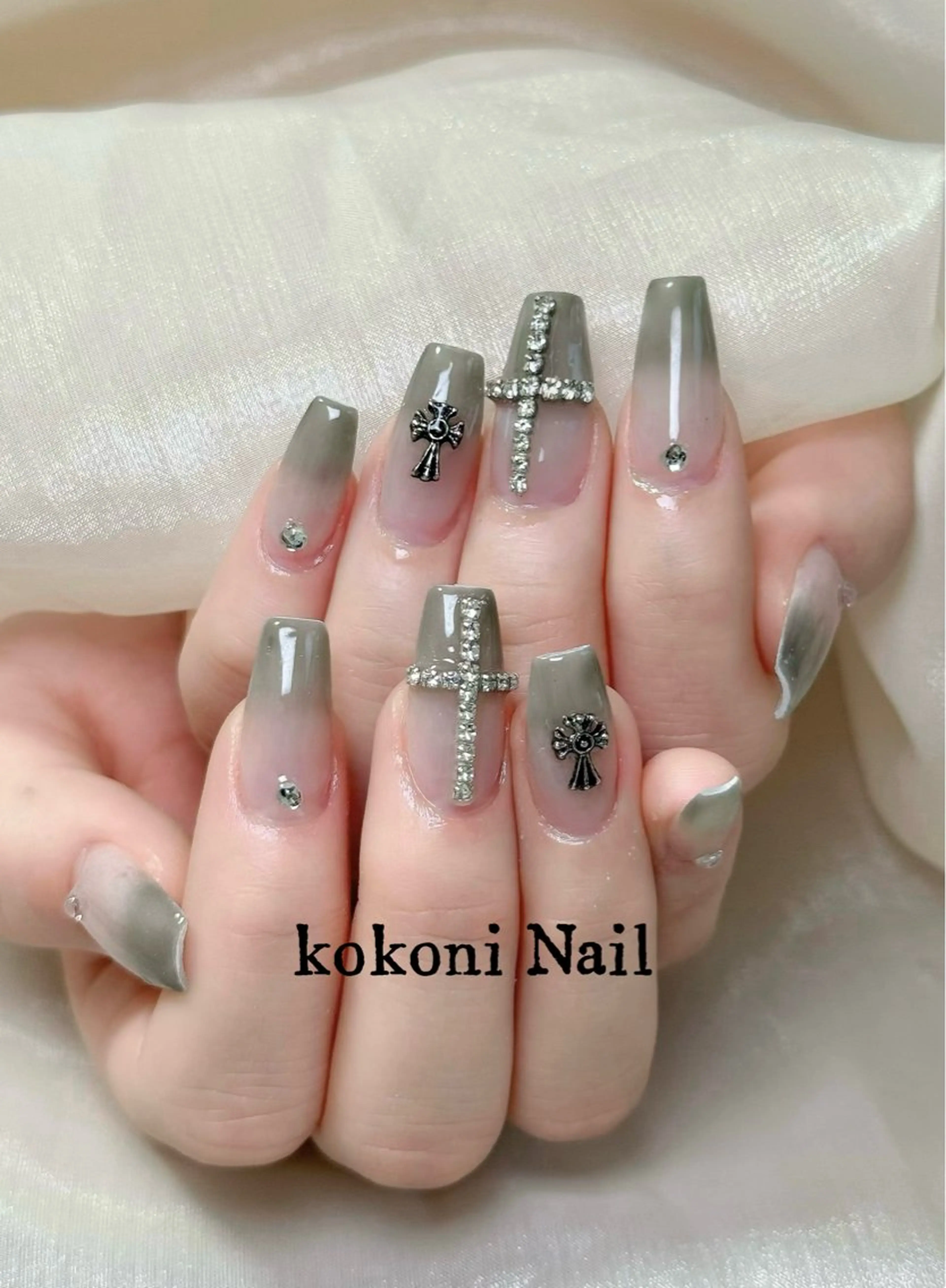 ネイル ハンドネイル 小雨 Nail Studio・168のネイルデザイン