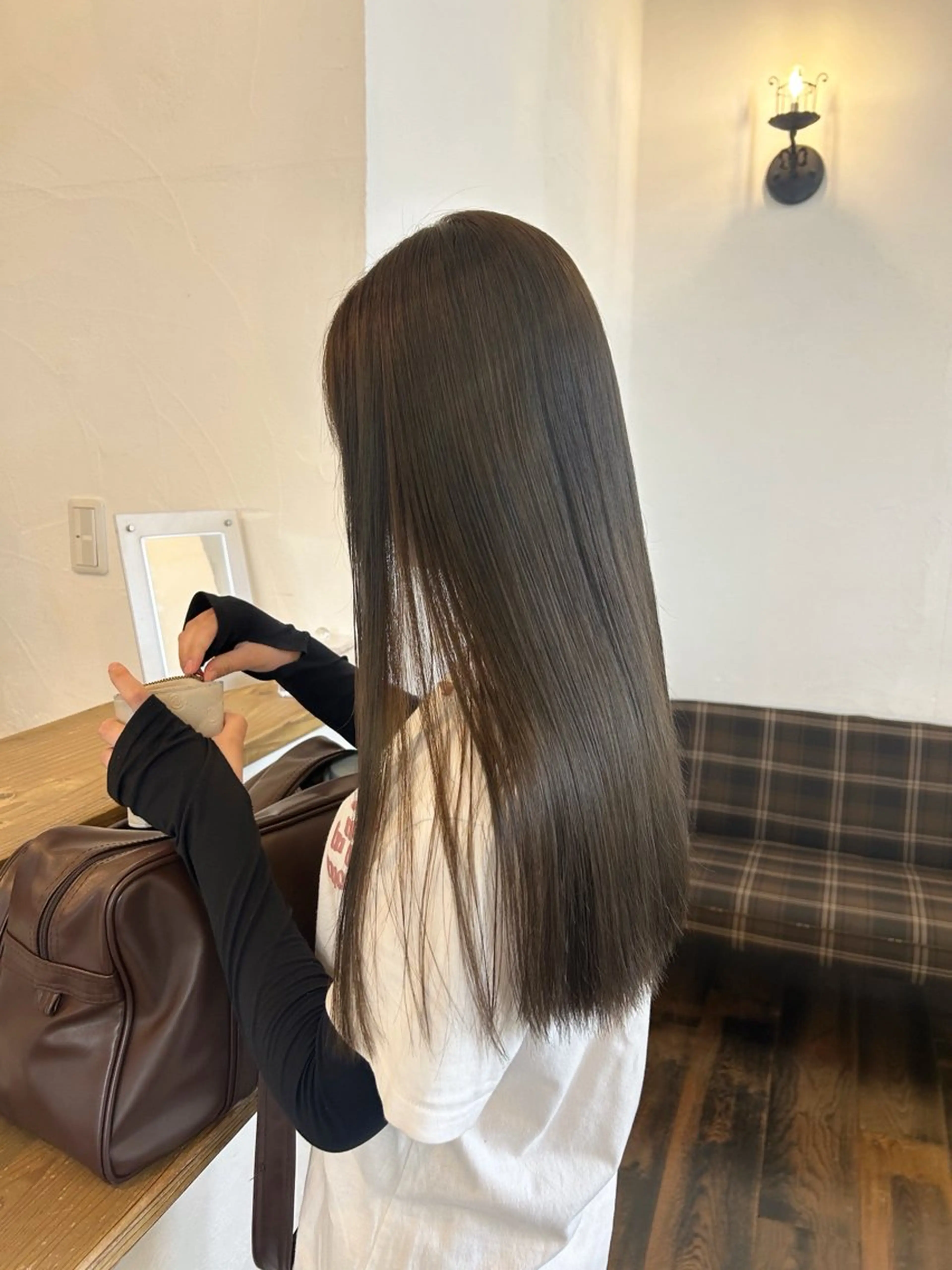 ロング カラー ブリーチ 水谷 優華のヘアスタイル