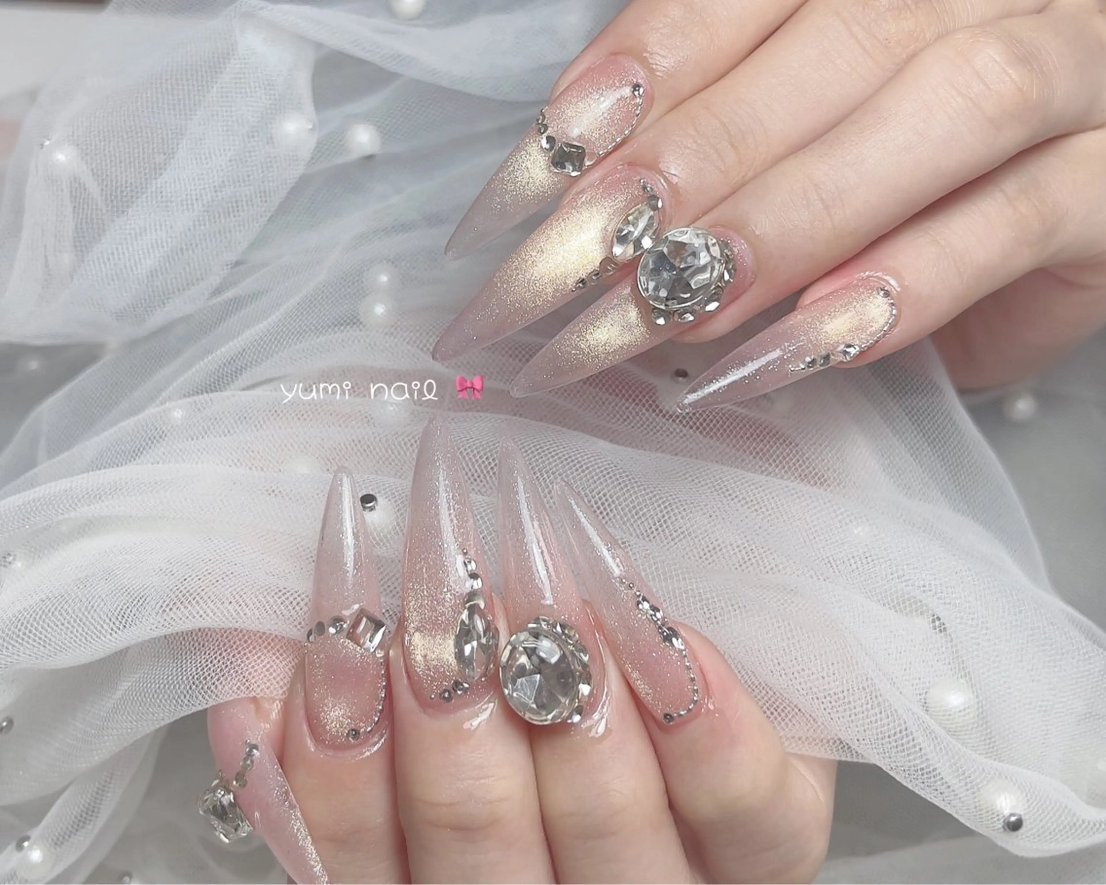 ネイル 𝐲𝐮𝐦𝐢🎀 長さ出しデザイン専門のネイルデザイン