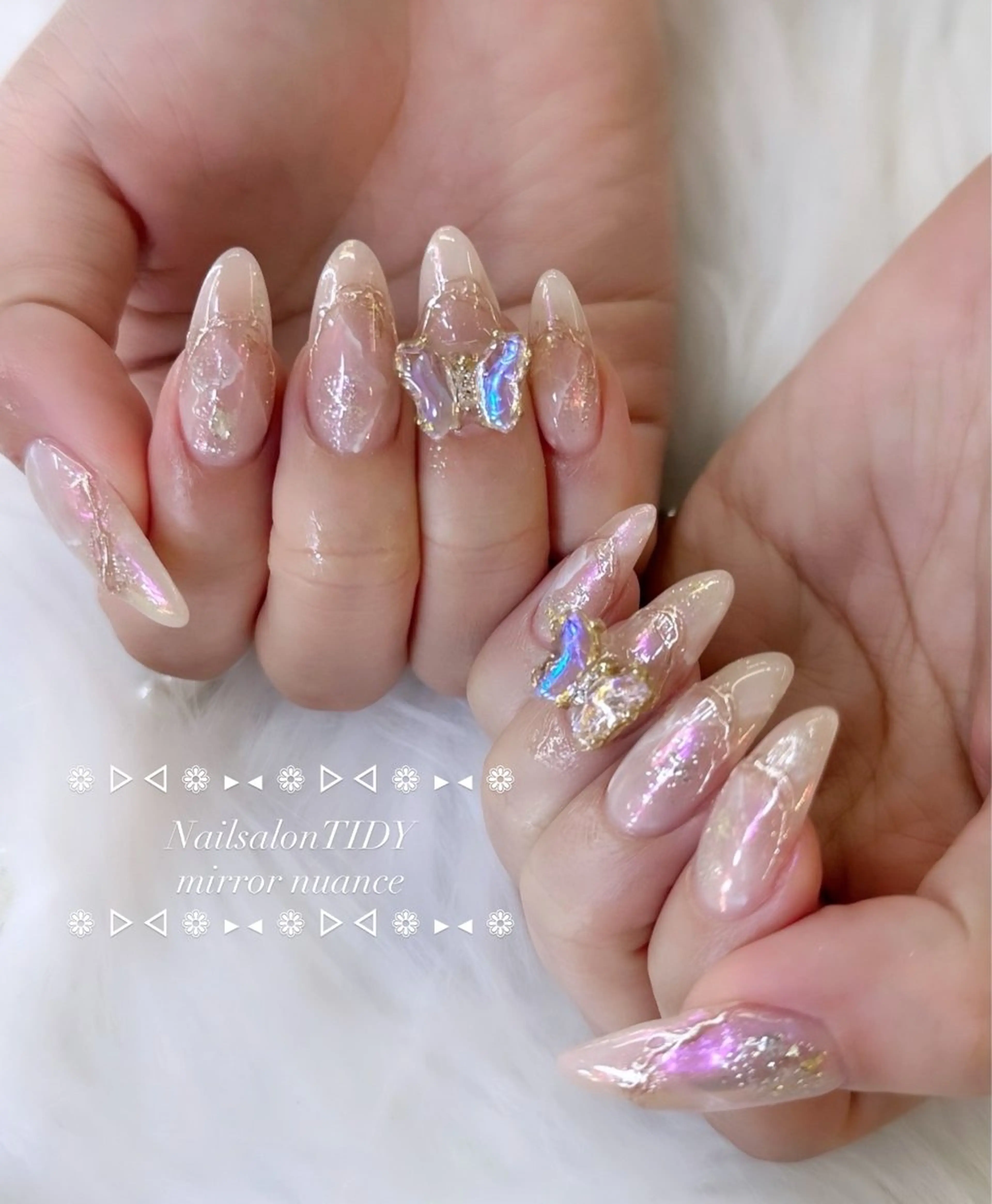 ネイル フットネイル ジェルネイル キラキラネイル 韓国ネイル マグネットネイル ハンドネイル TIDY .のネイルデザイン