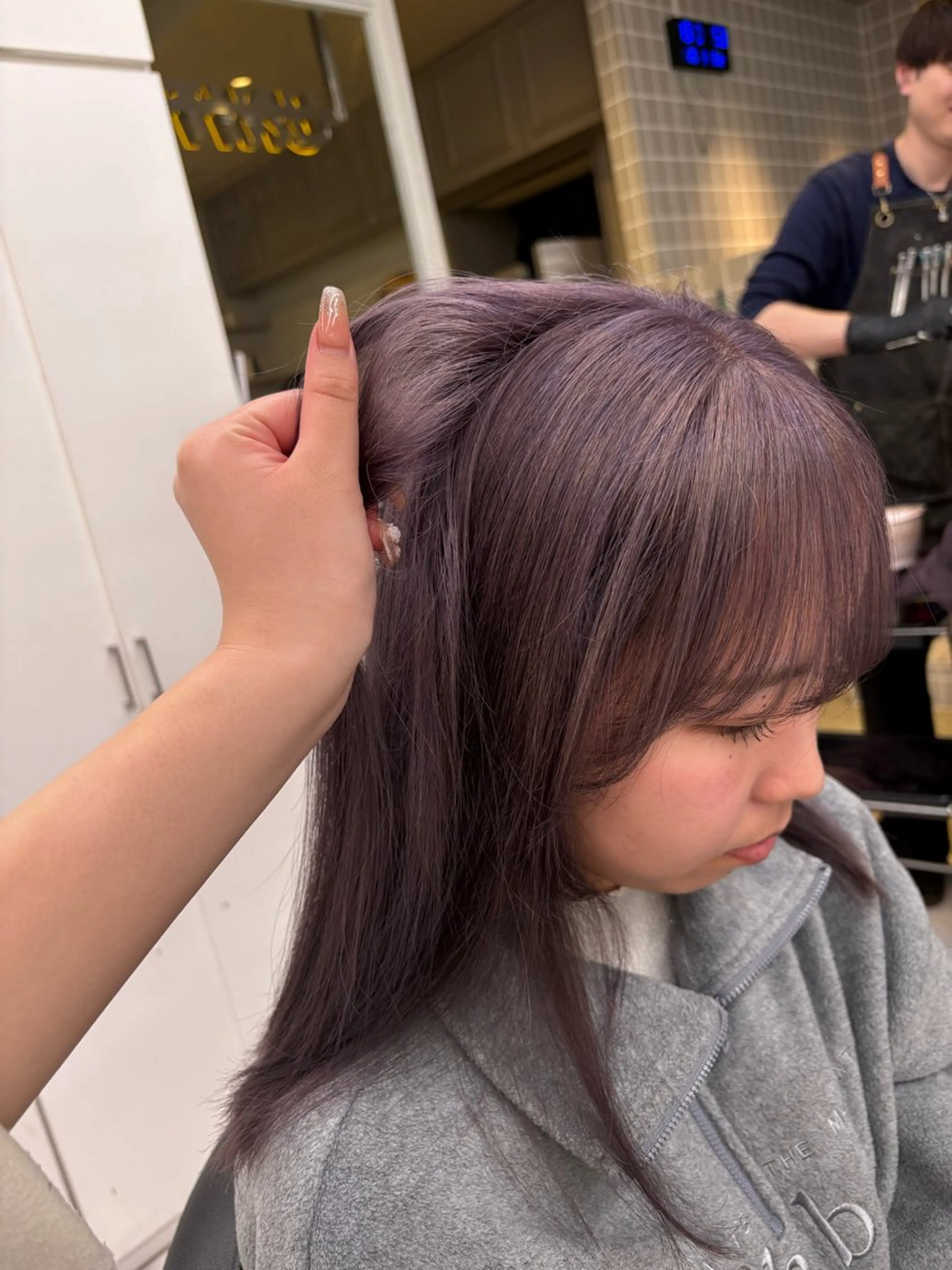 カラー ヘアカラー トリートメント 透明感ベージュ🤎 ナチュラルレイヤーのヘアスタイル