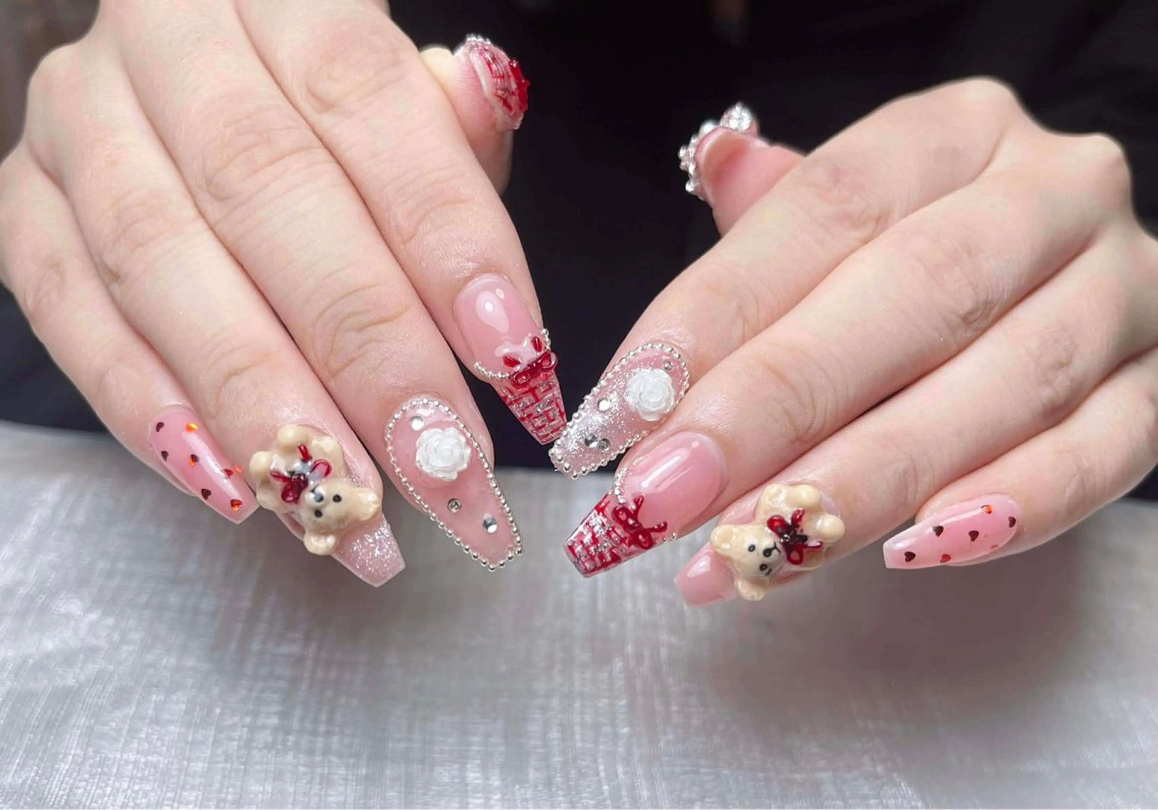 ネイル アートネイル 成人式 ジェルネイル ニュアンスネイル 夏ネイル ハンドネイル Jenn Nail Salonのネイルデザイン