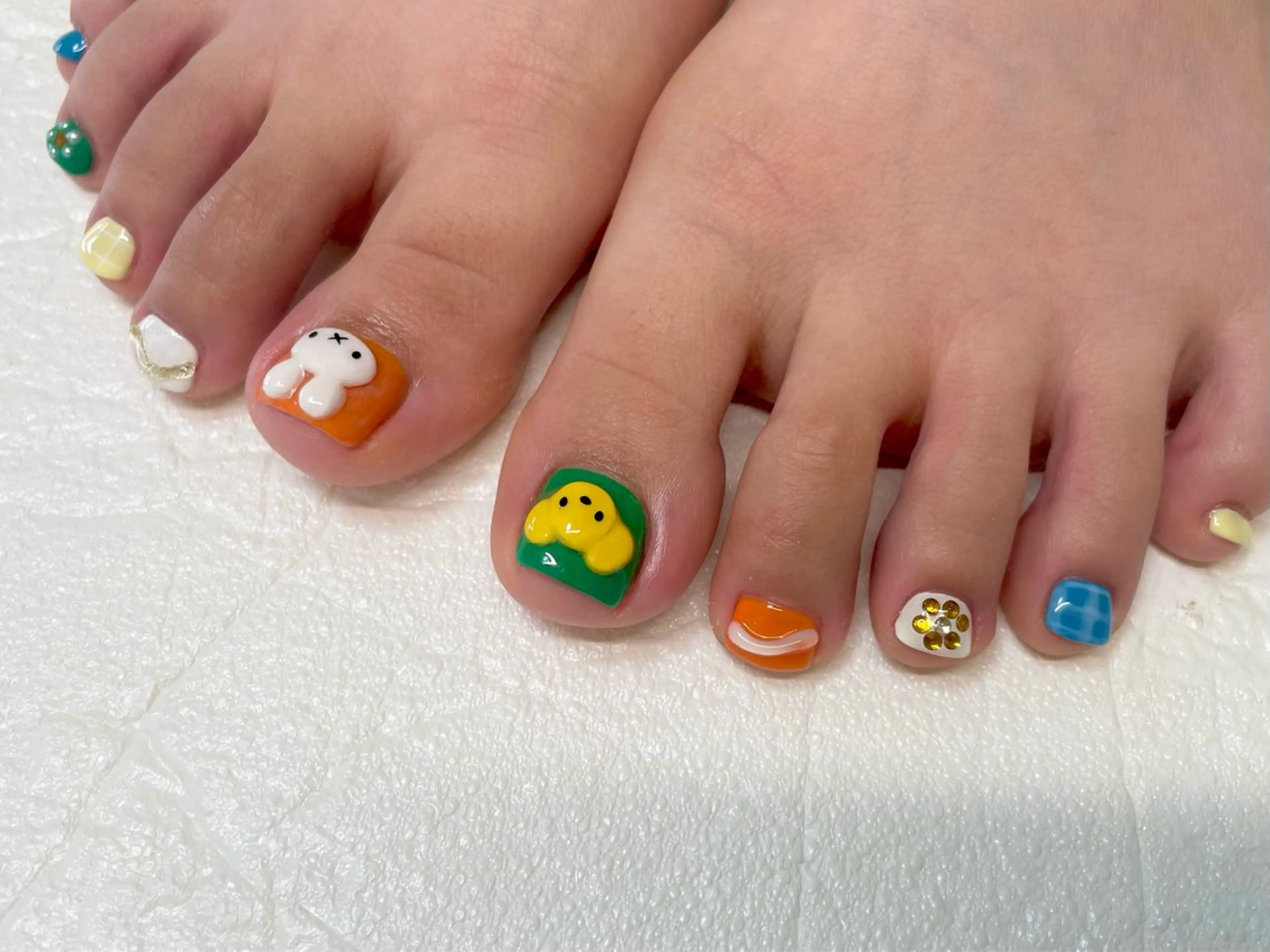 ネイル フットネイル MINORI Nail&Waxのネイルデザイン