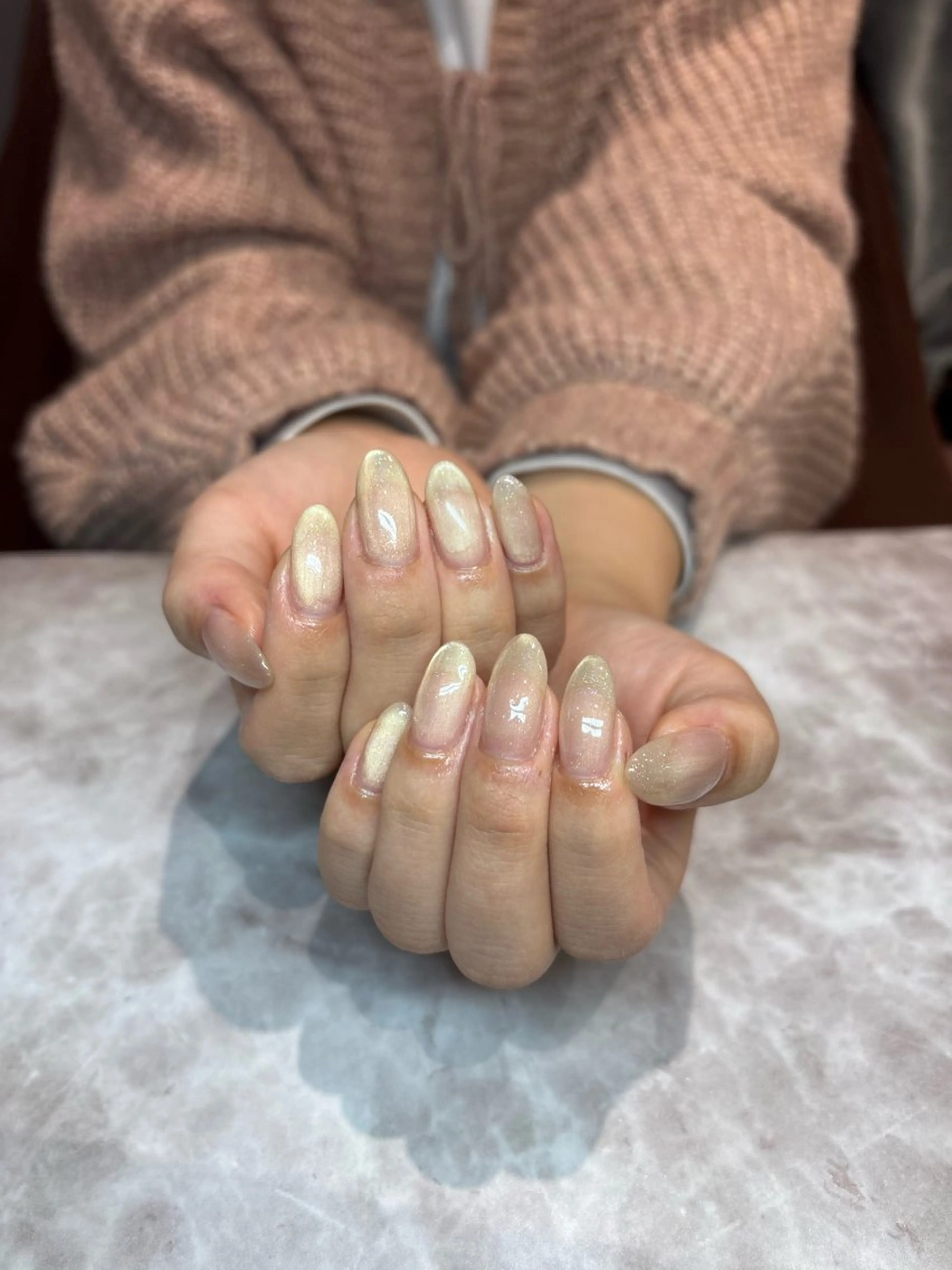 ネイル マグネットネイル 佐藤 咲のネイルデザイン