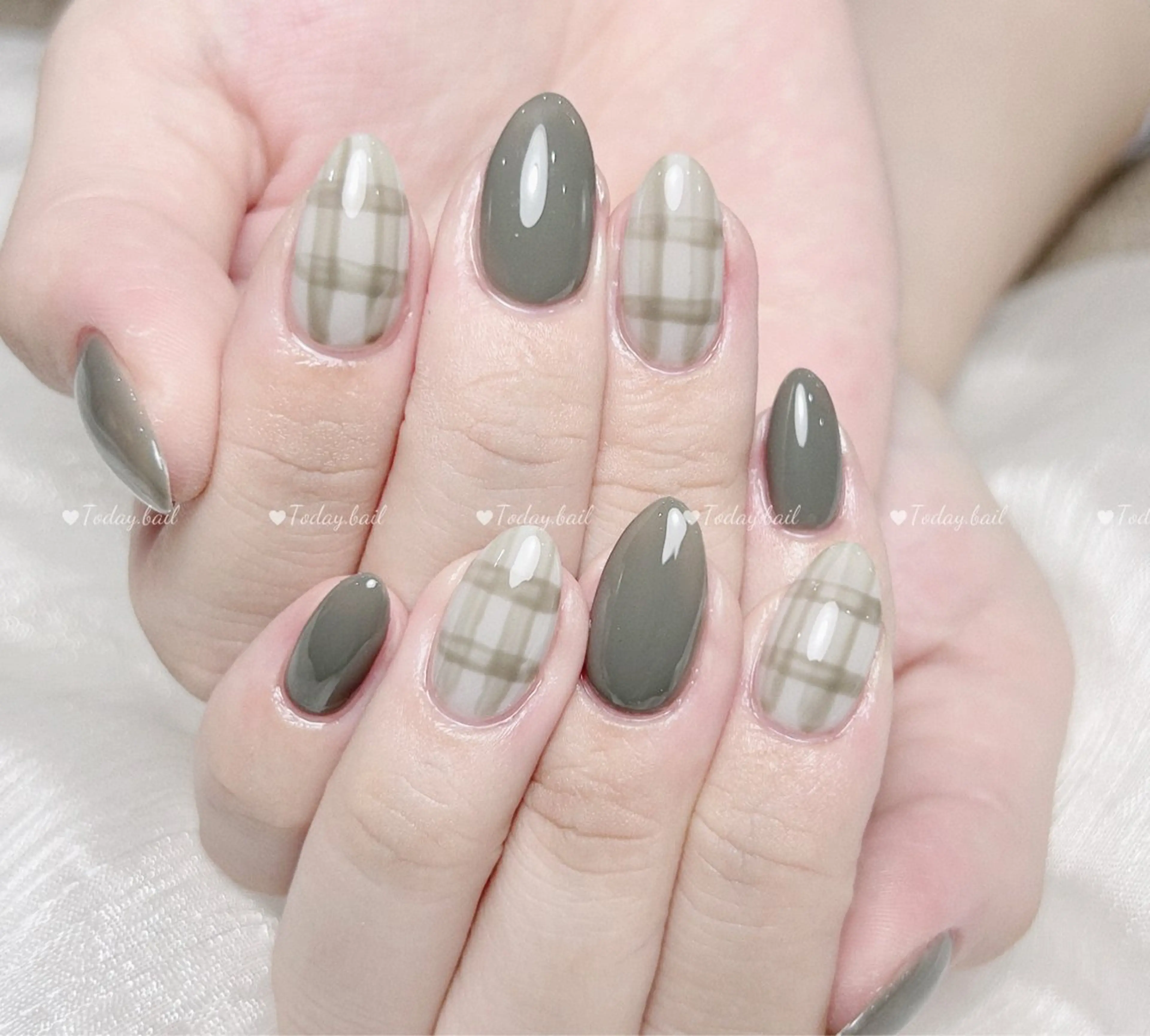 ネイル ハンドネイル 🎀Today nail💅のネイルデザイン