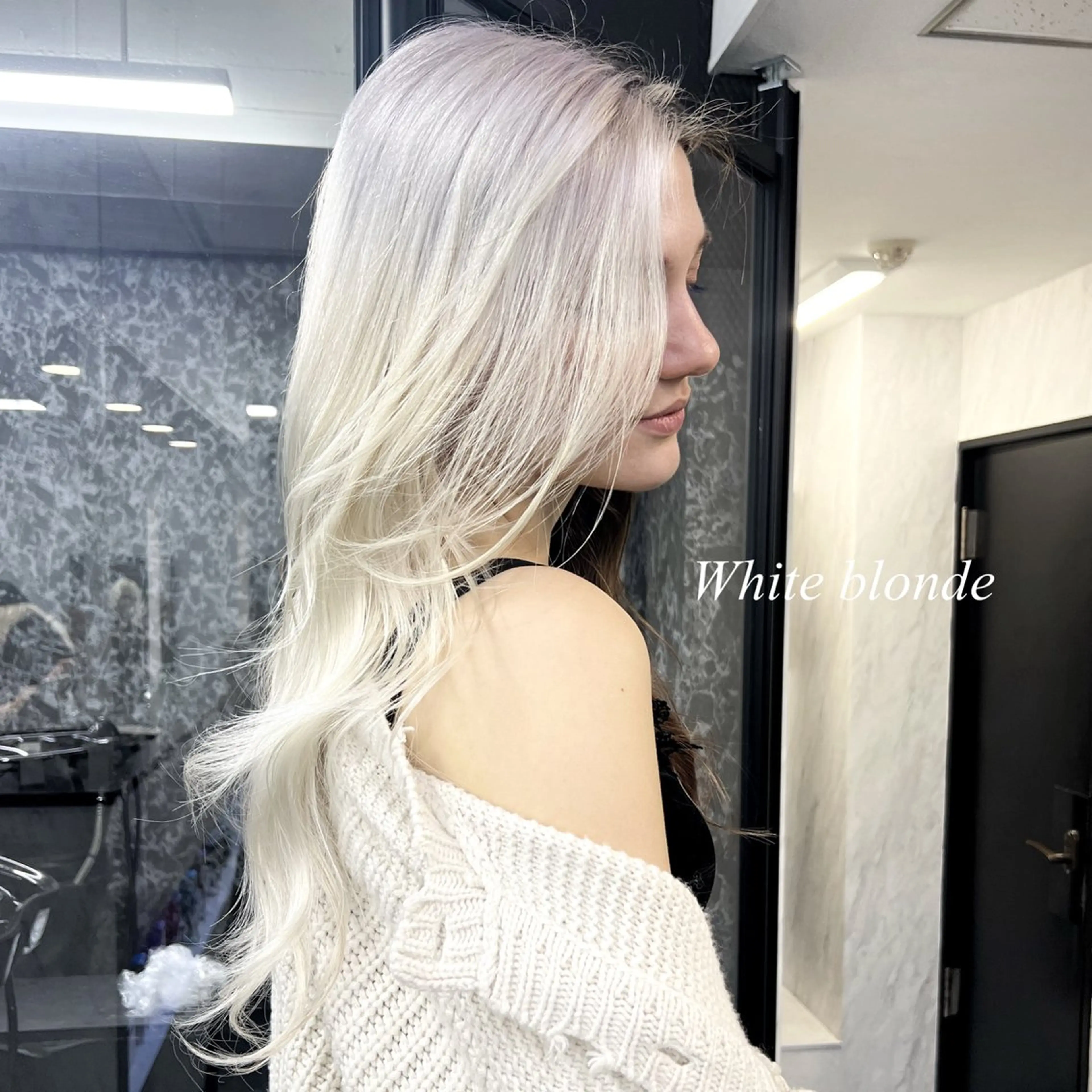 ロング カラー シールエクステ ハイトーンカラー エクステ ヘアカラー トリートメント シールエクステ特化 ハイトーン、NANAのヘアスタイル