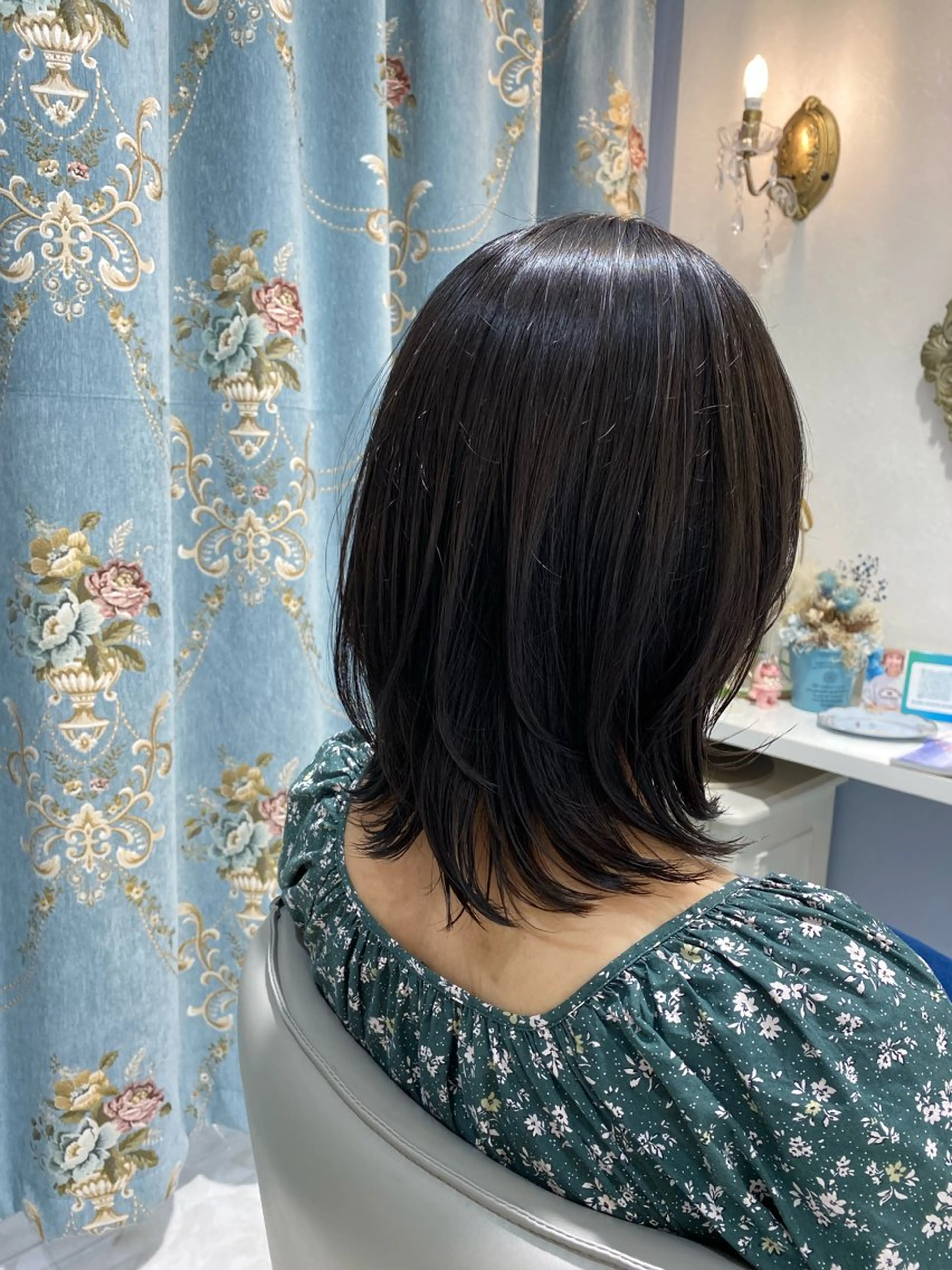 ミディアム MASUMI／ 川西能勢口LUMIAのヘアスタイル