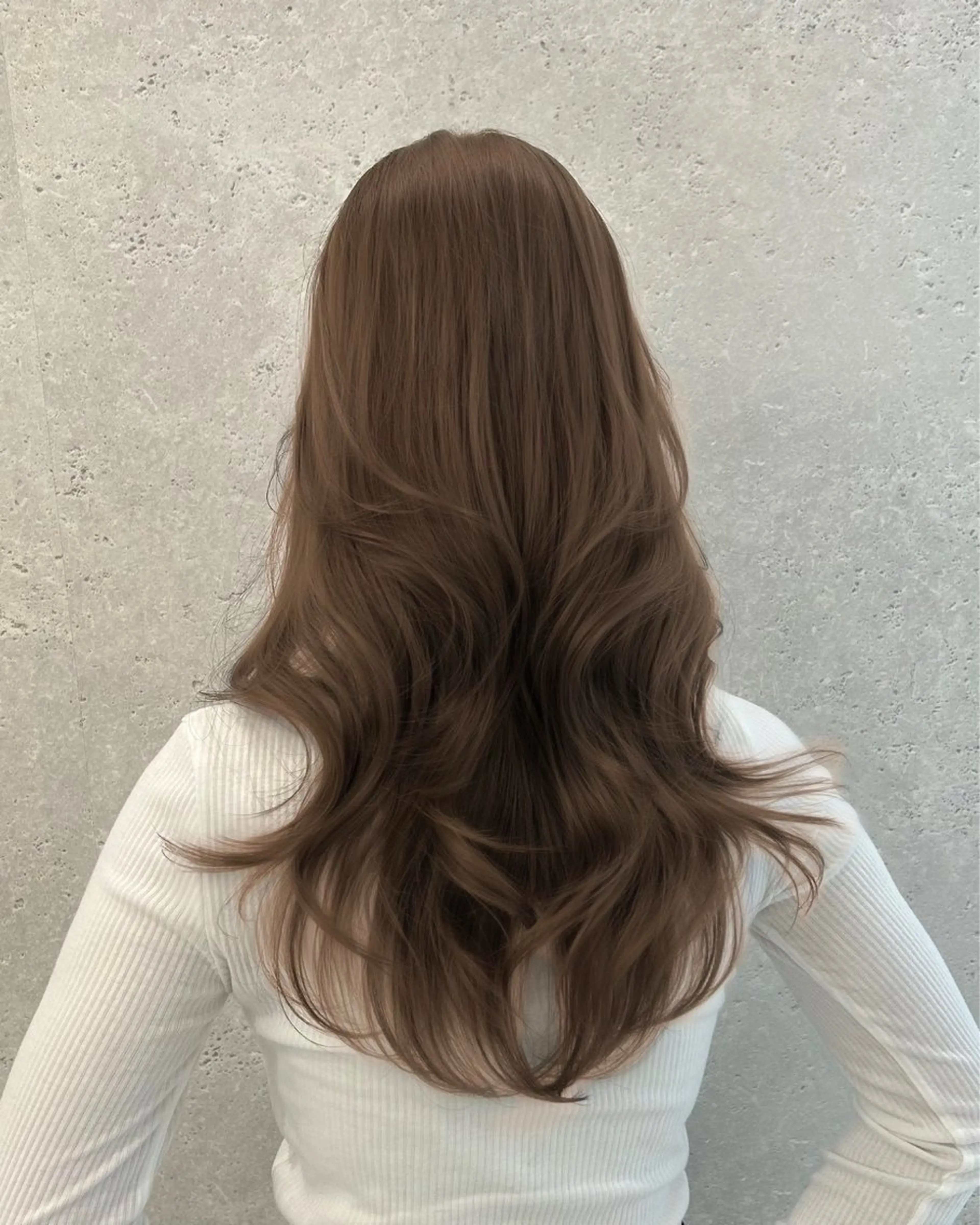 ロング カラー うる艶ワンホン🖤 HINANOのヘアスタイル