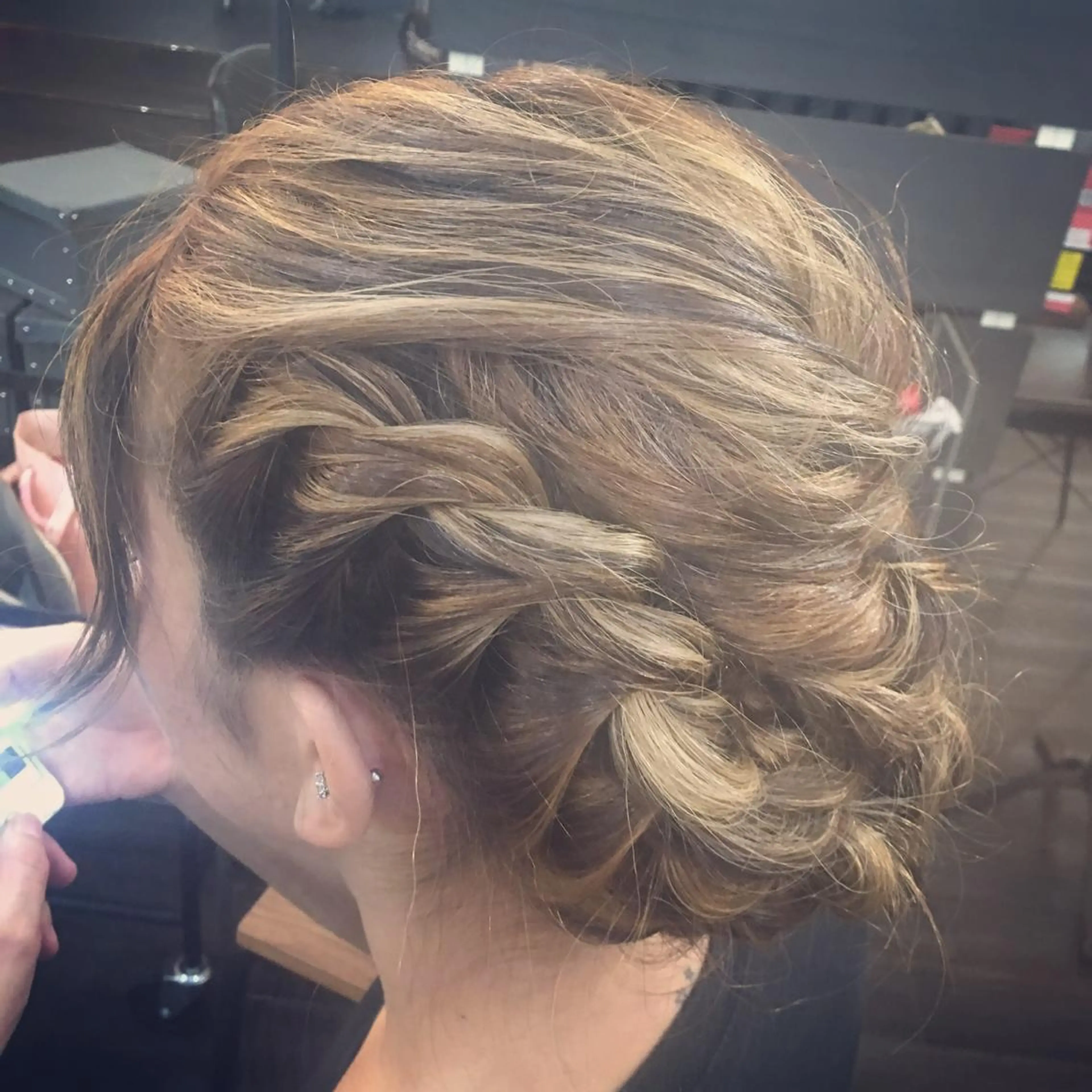 セミロング カラー ヘアアレンジ 鶴見 和美のヘアスタイル