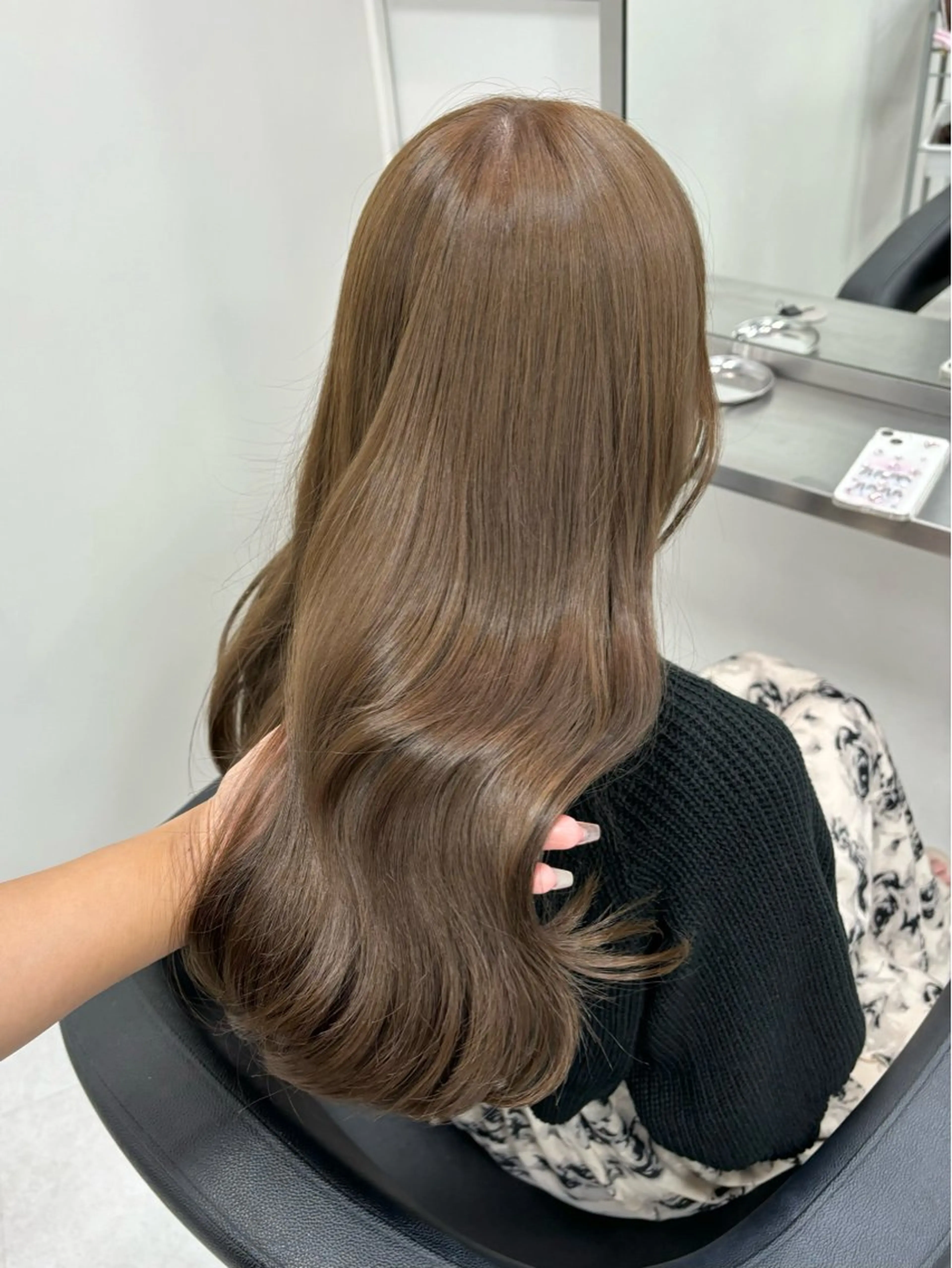 ロング カラー ベージュカラー ブリーチ 透明感カラー ブリーチなしカラー Beleza Era所属・韓国レイヤー/ 縮毛矯正🎀minaのヘアスタイル