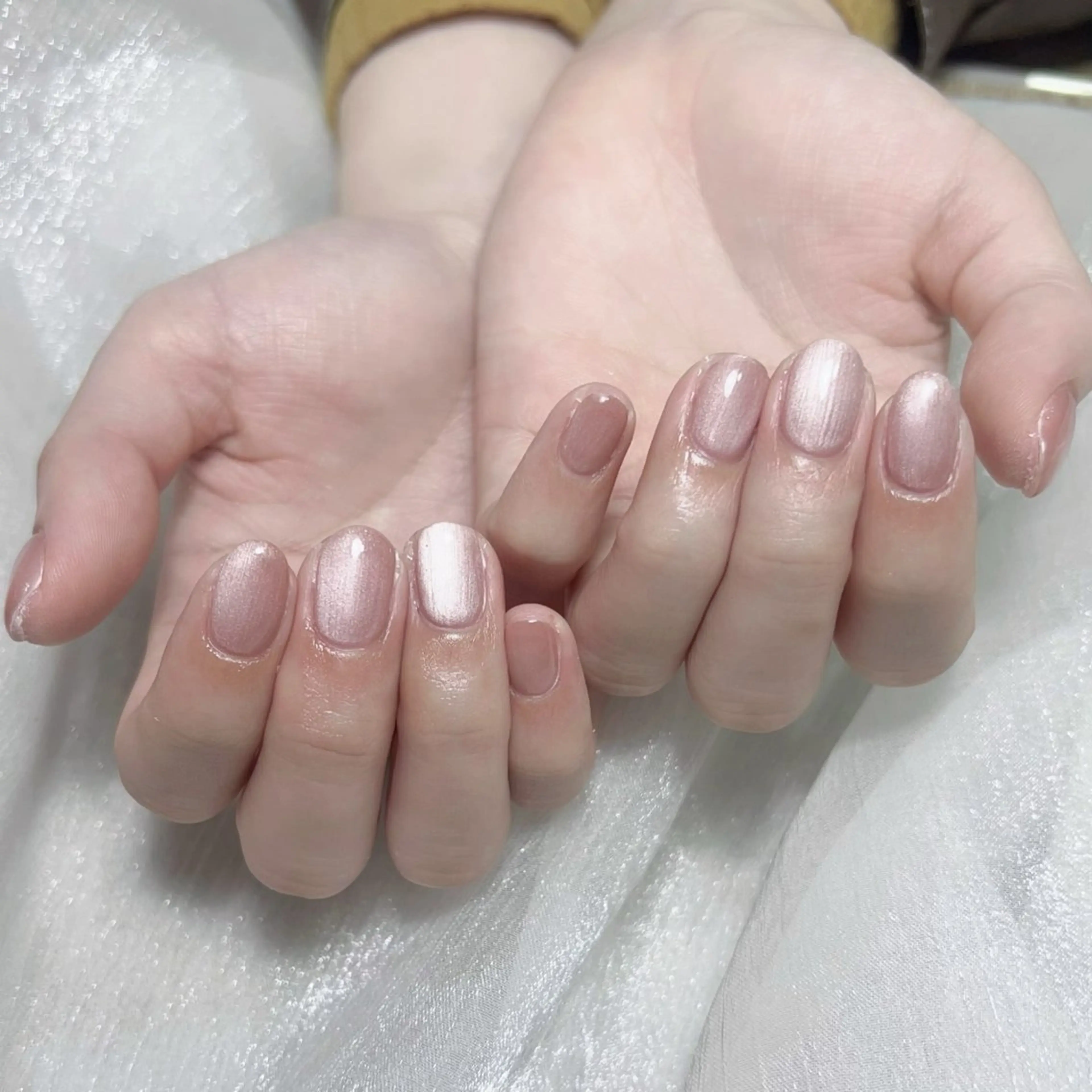 メンズ ネイル メンズ韓国風 アートネイル オーロラネイル ガーリー キラキラネイル ハンドネイル Nail salon 木にいるのネイルデザイン