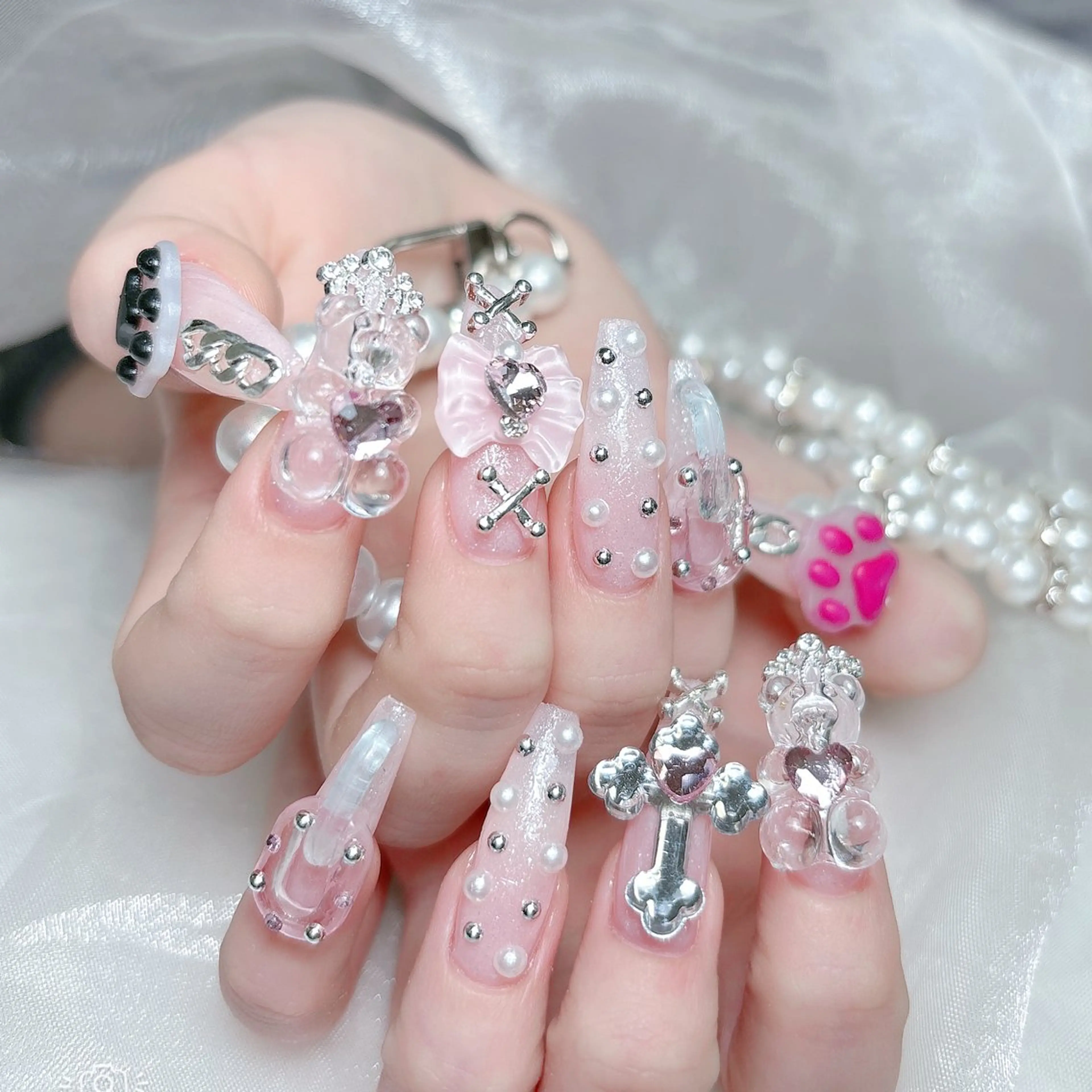 ネイル 成人式 キラキラネイル 大理石ネイル(マーブル) スカルプネイル 夏ネイル ハンドネイル MoMoA Nail ネイル長さ出し専門店のネイルデザイン