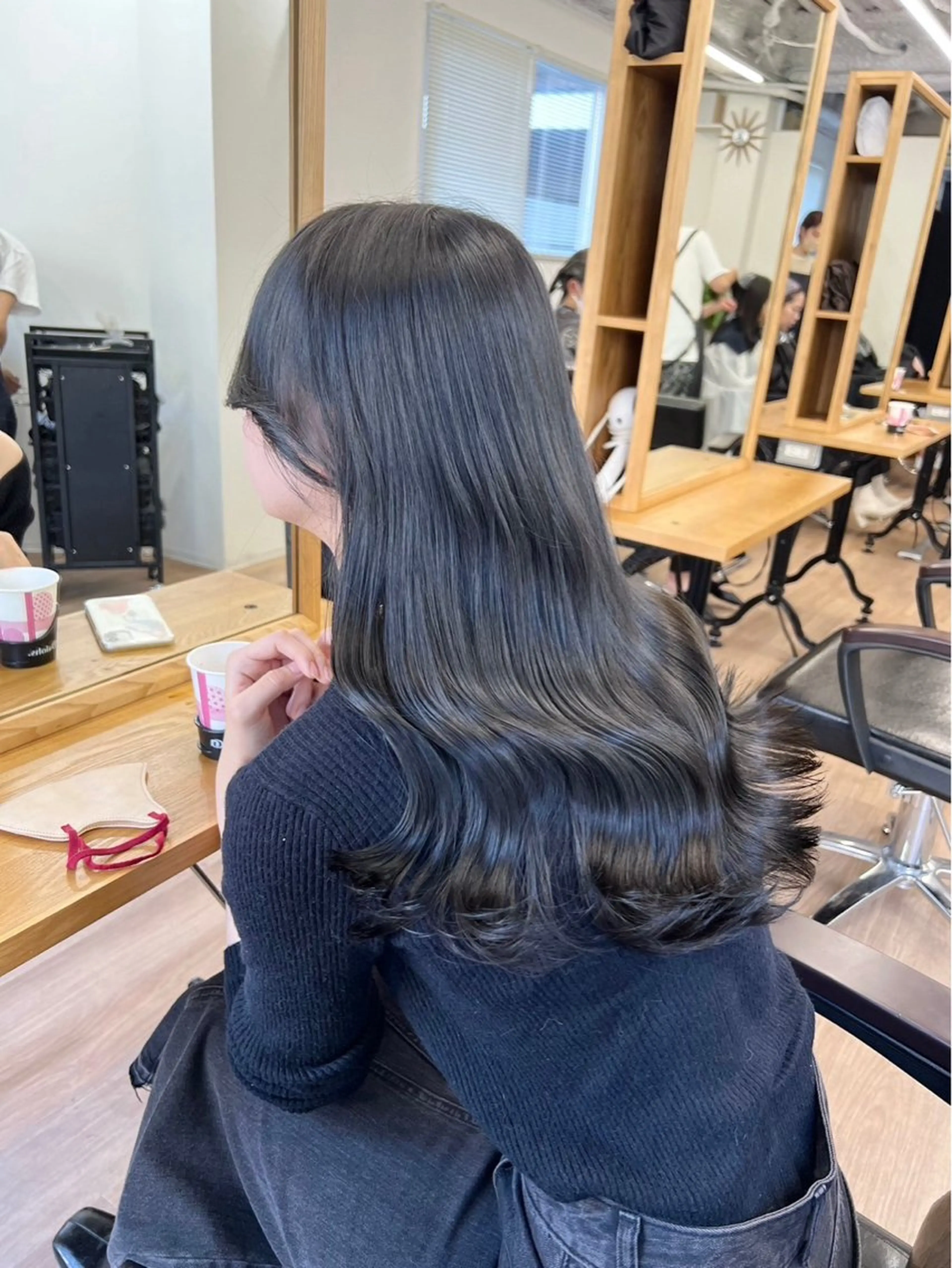 カラー 横浜/ショート/ レイヤーカットのヘアスタイル