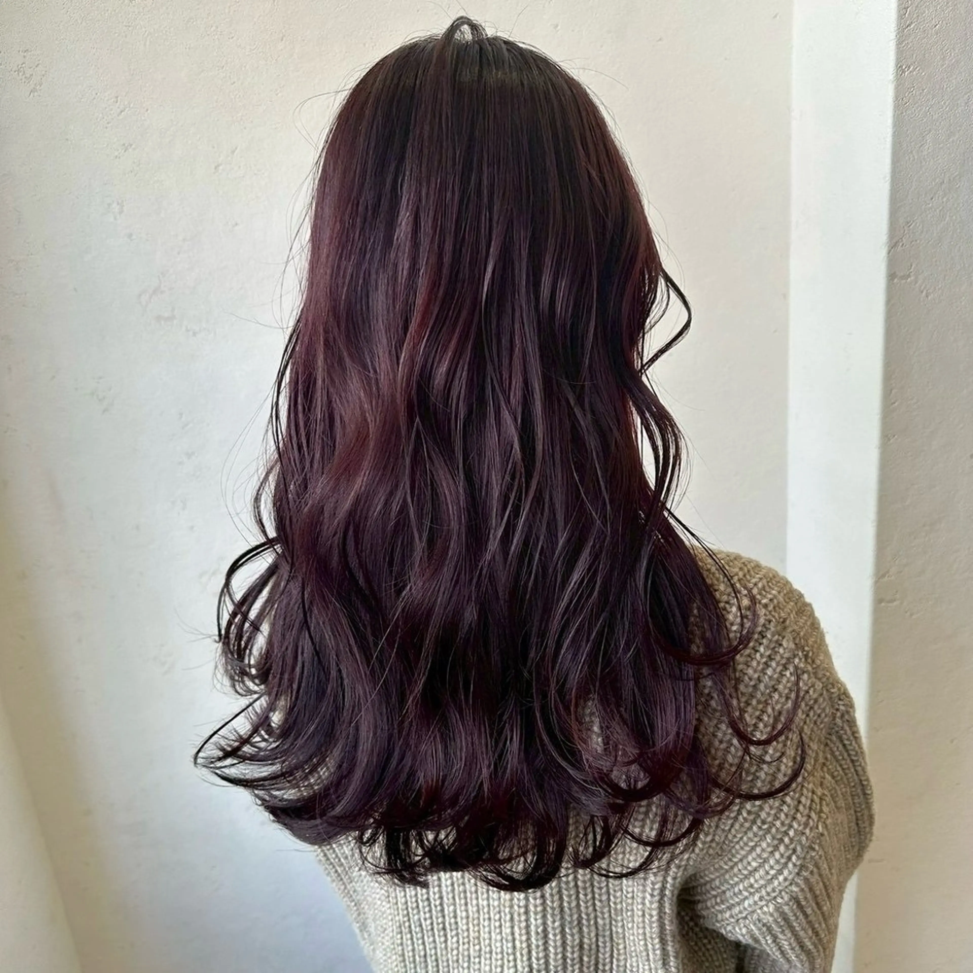 【平日限定】✂️似合わせカット＋🎨ヘアカラー ＋🧴エミームトリートメントの写真