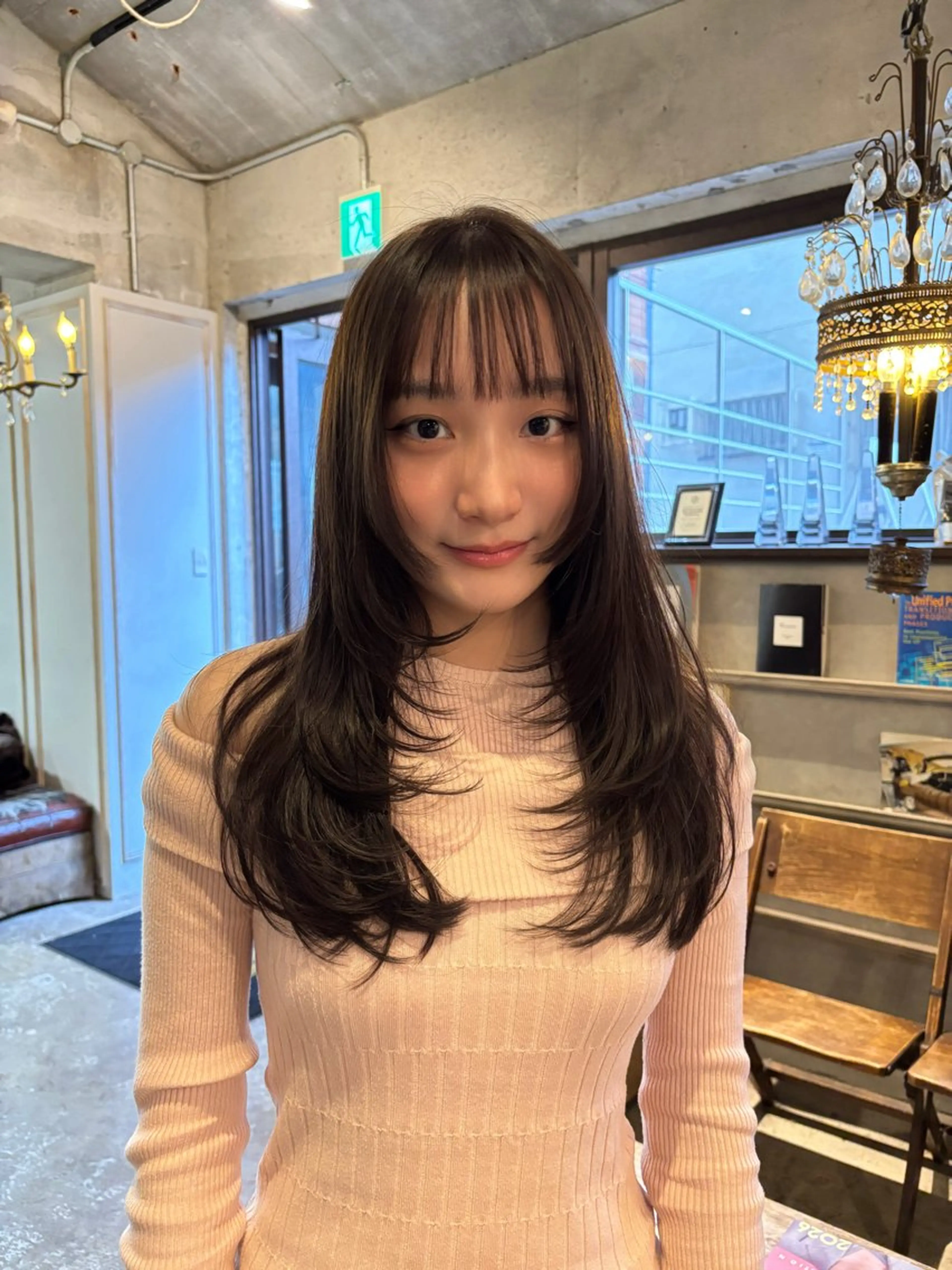 セミロング カラー レイヤーカット カット ヘアカラー トリートメント 柔らかベージュ 🤎YUKAのヘアスタイル