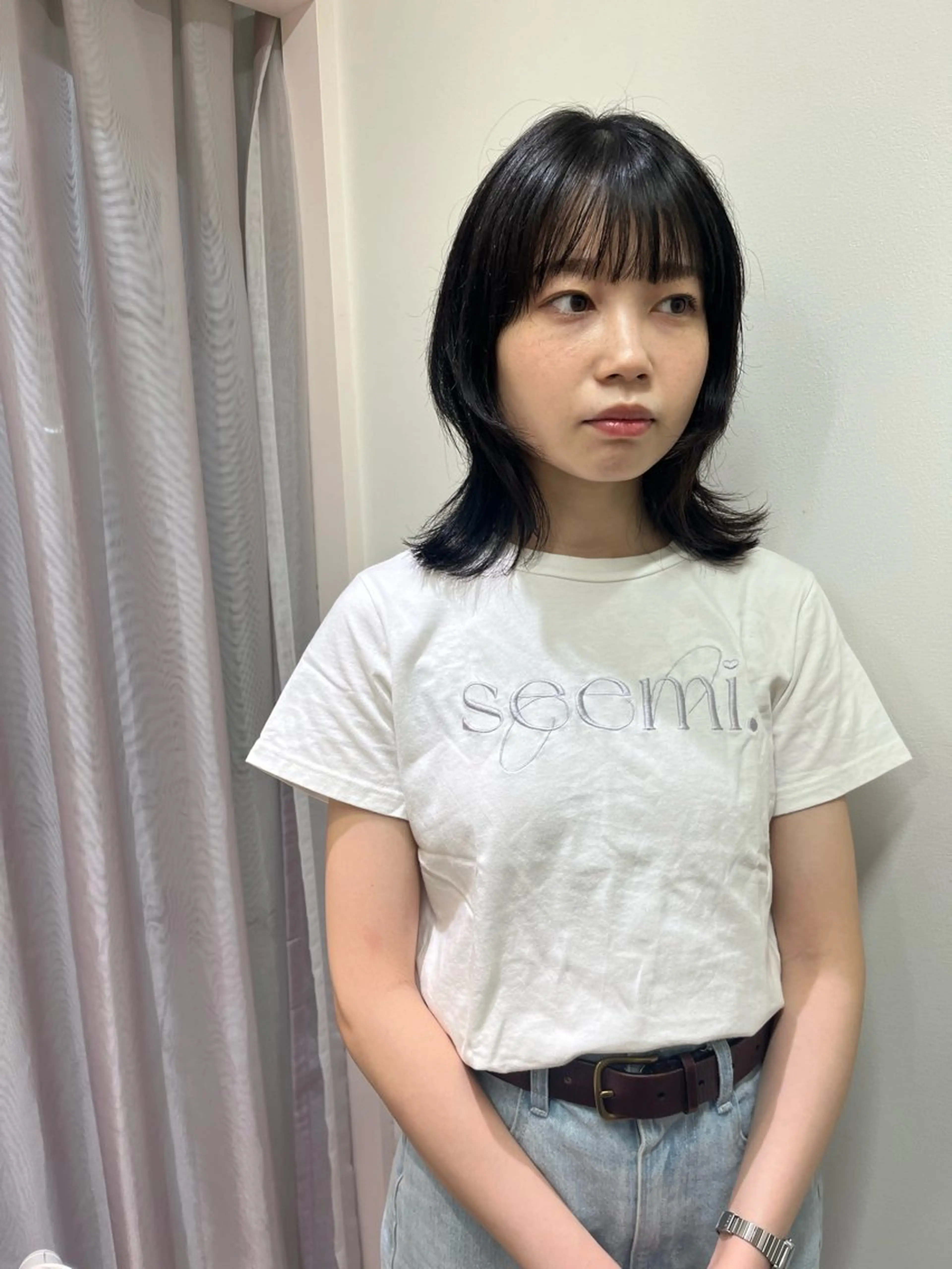 ミディアム カット 松村 澪里のヘアスタイル