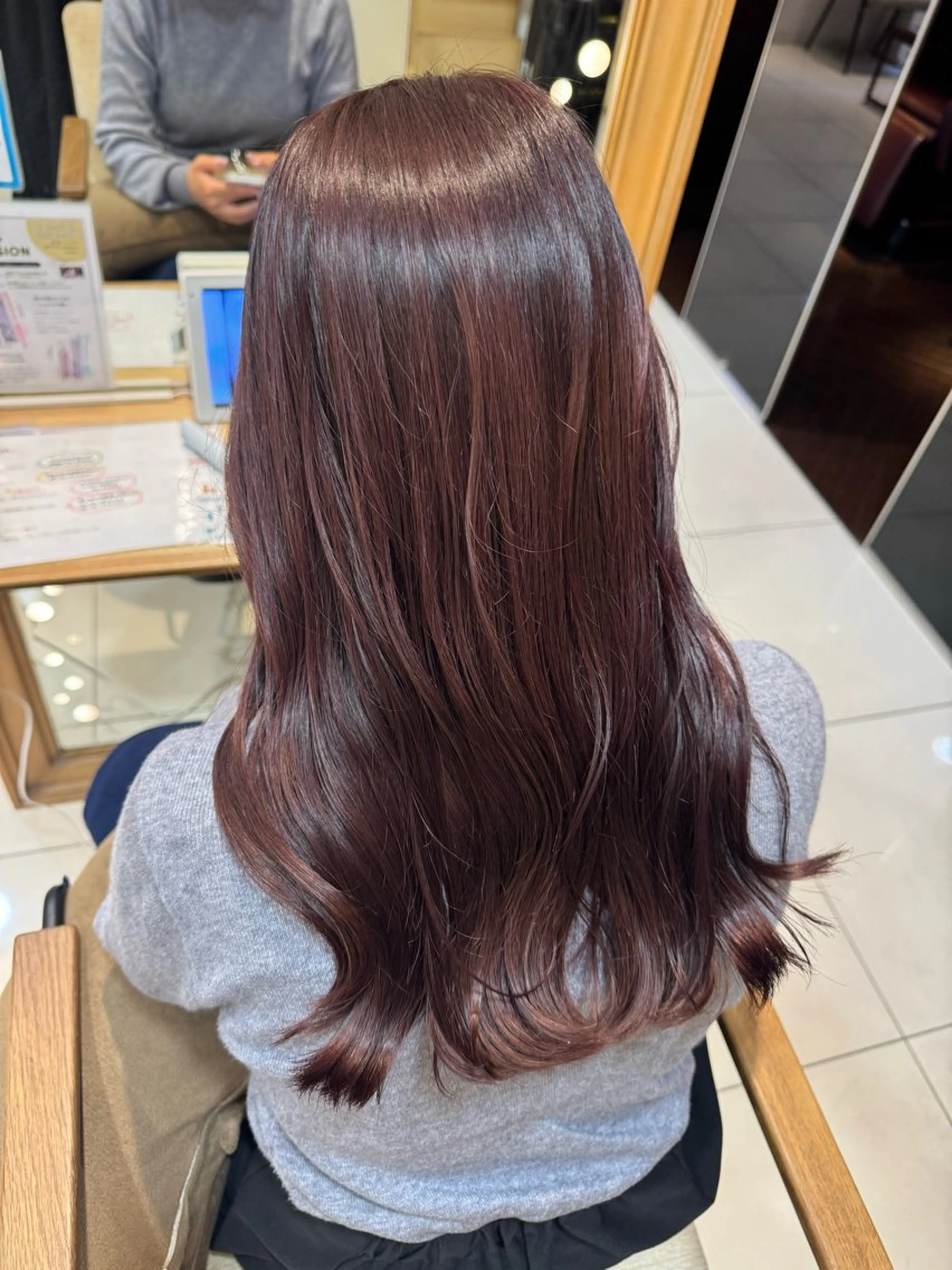 ロング こばりん🌟/ボブ /イヤリングカラーのヘアスタイル