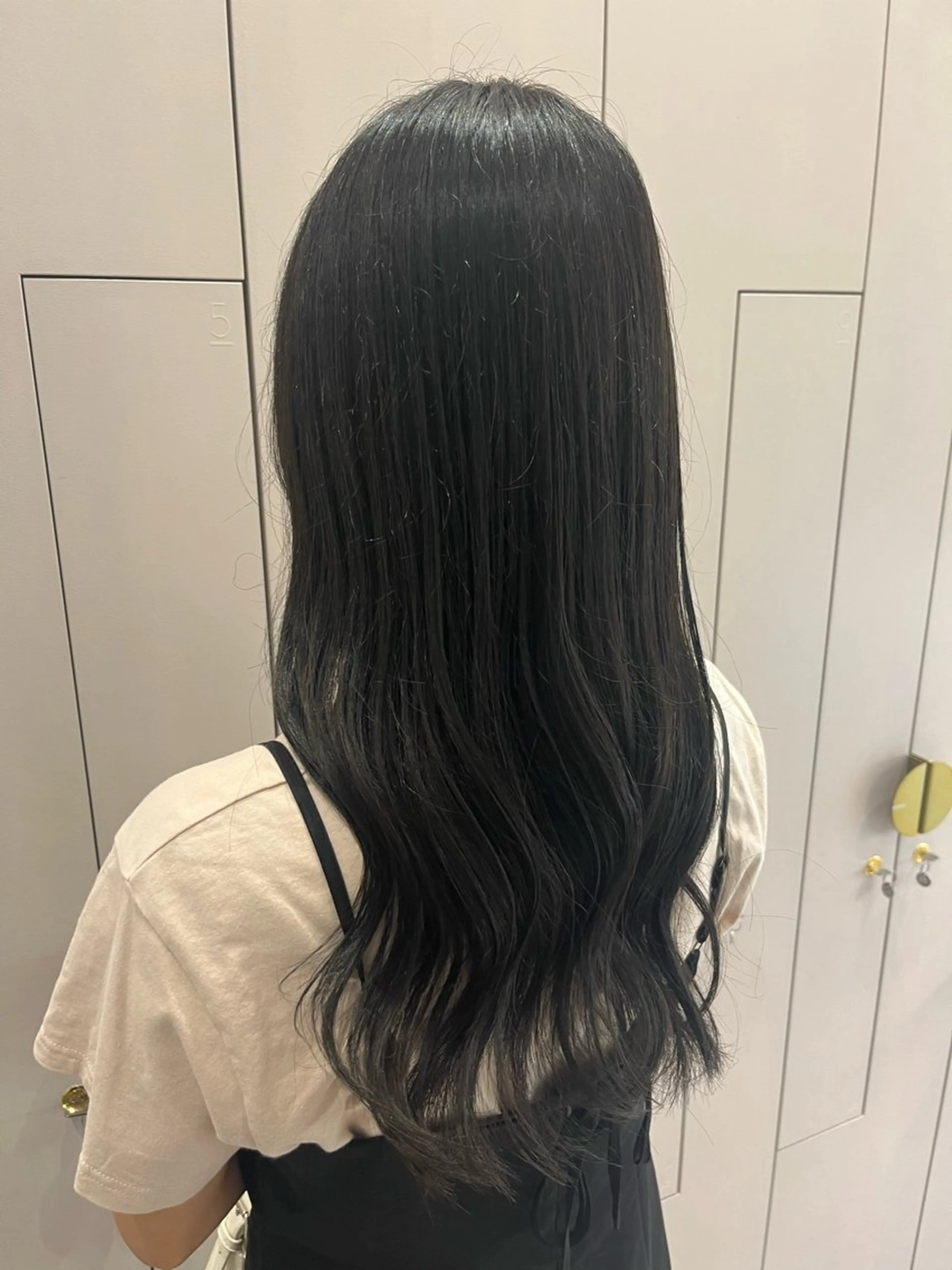 ロング カラー カット ヘアカラー トリートメント 比嘉 黎花のヘアスタイル