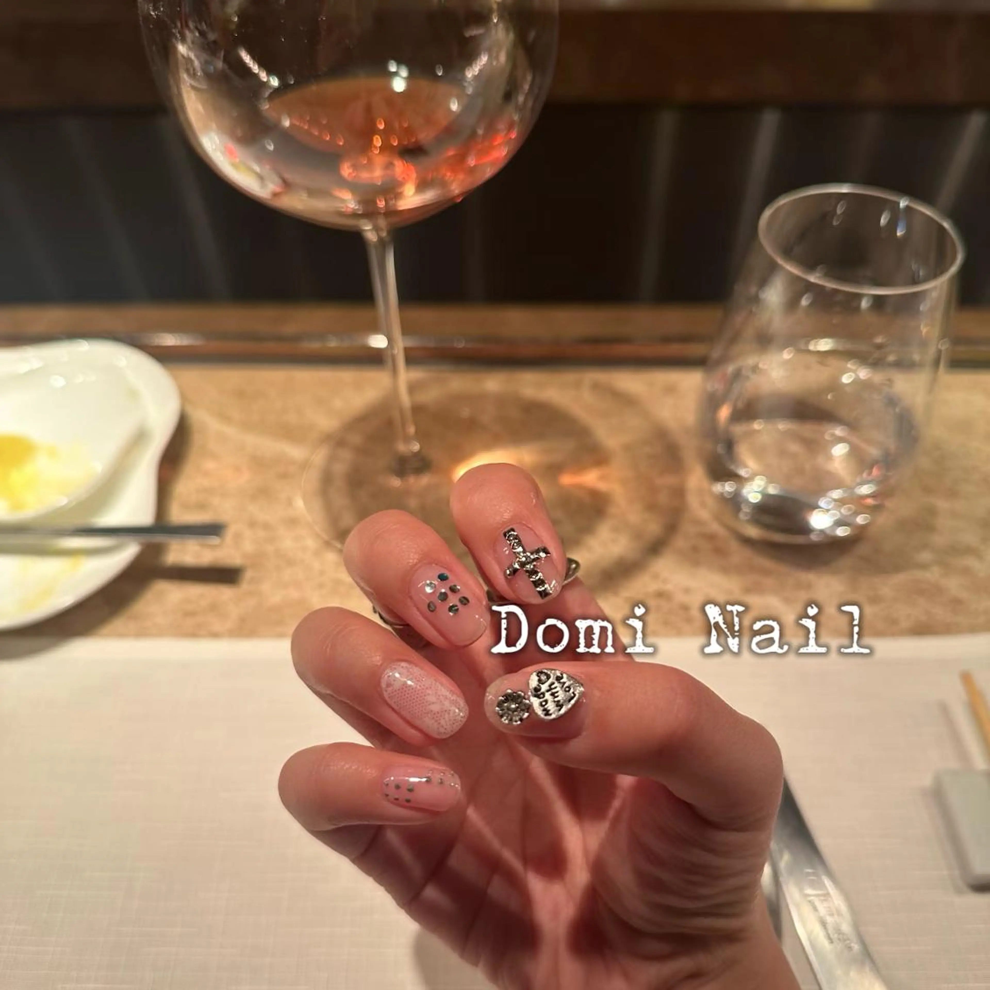 ネイル 持ち込み ハンドネイル 渋谷 Domi Nailのネイルデザイン