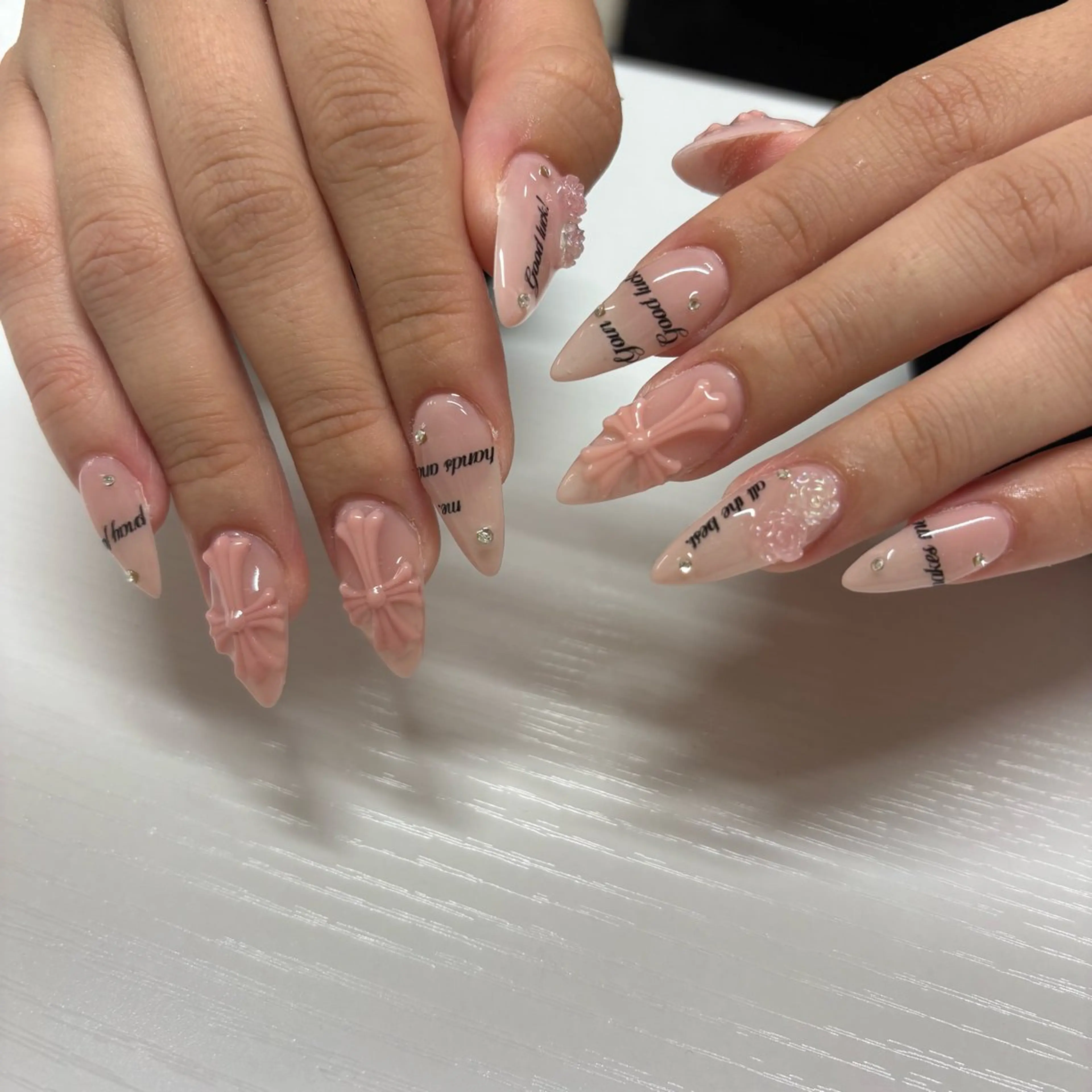 ネイル ハンドネイル SHION  のネイルデザイン