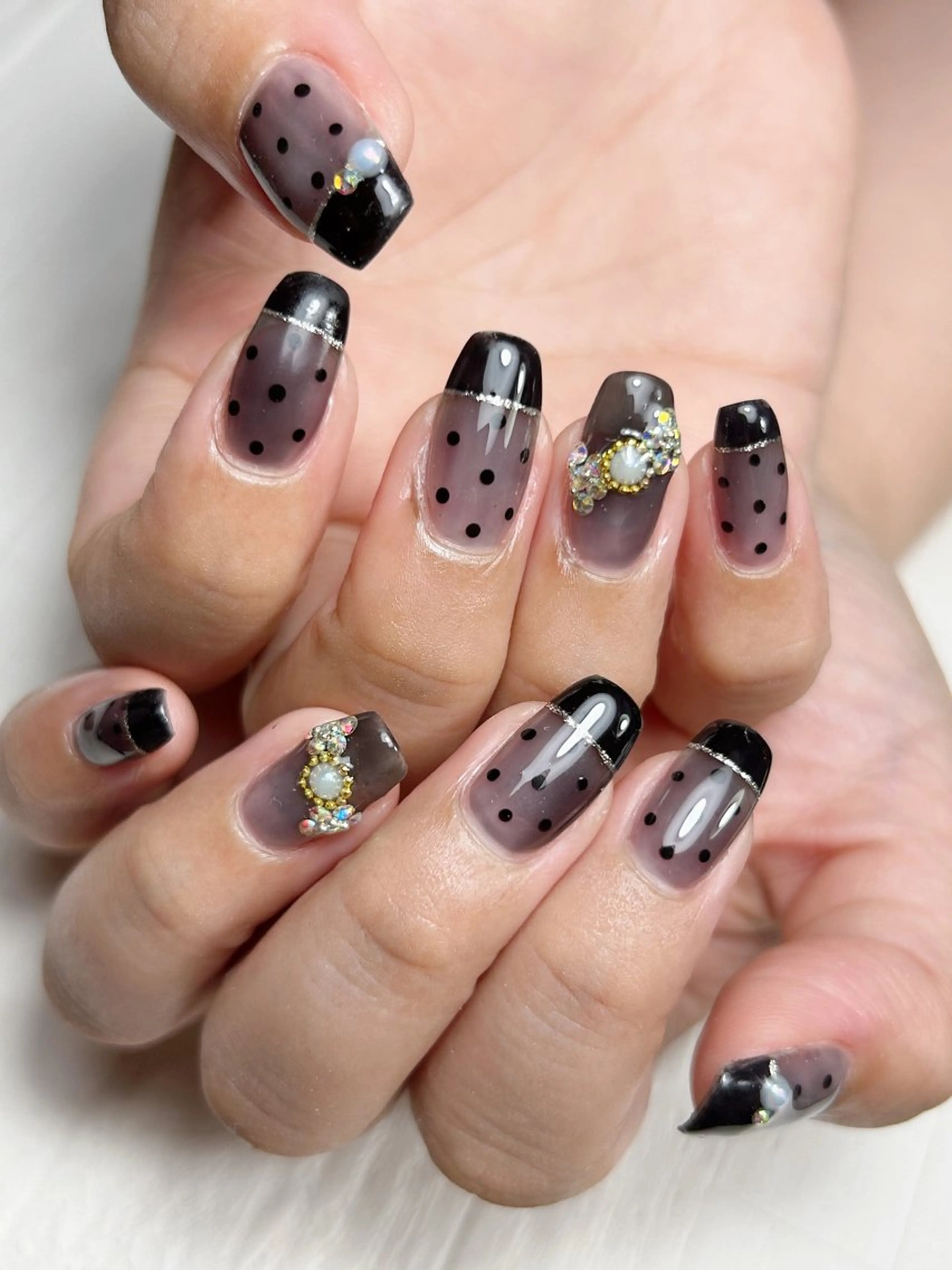 ネイル 大崎 奈々のネイルデザイン